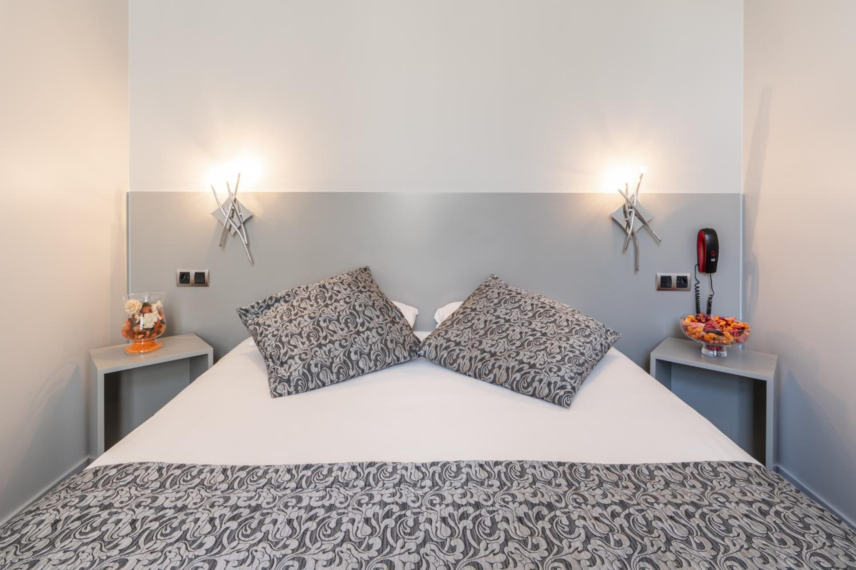 Superior Double Room - Photo 7