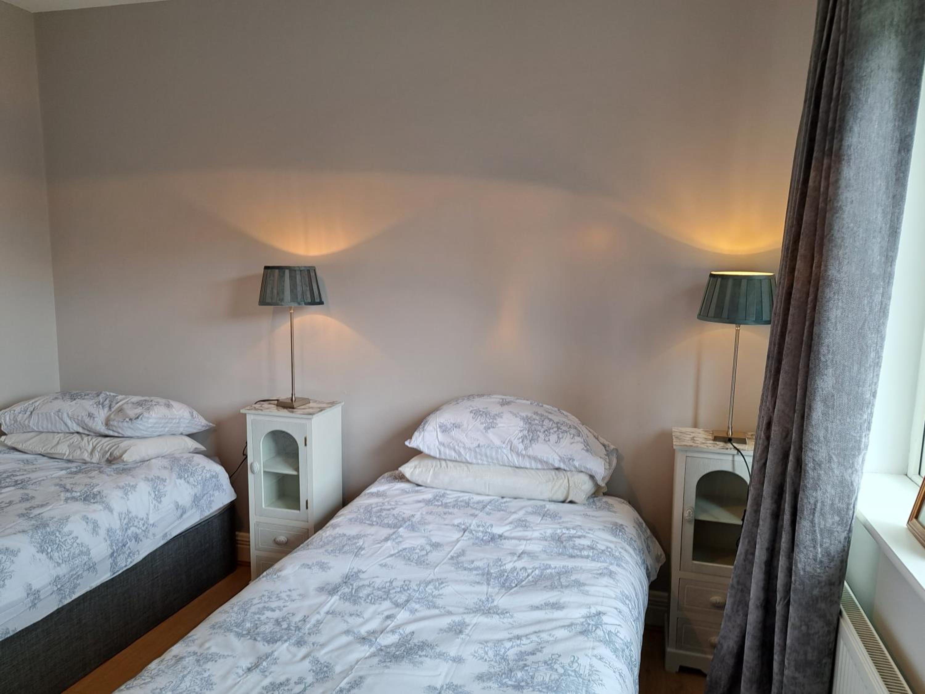 Double Room with Shared Bathroom