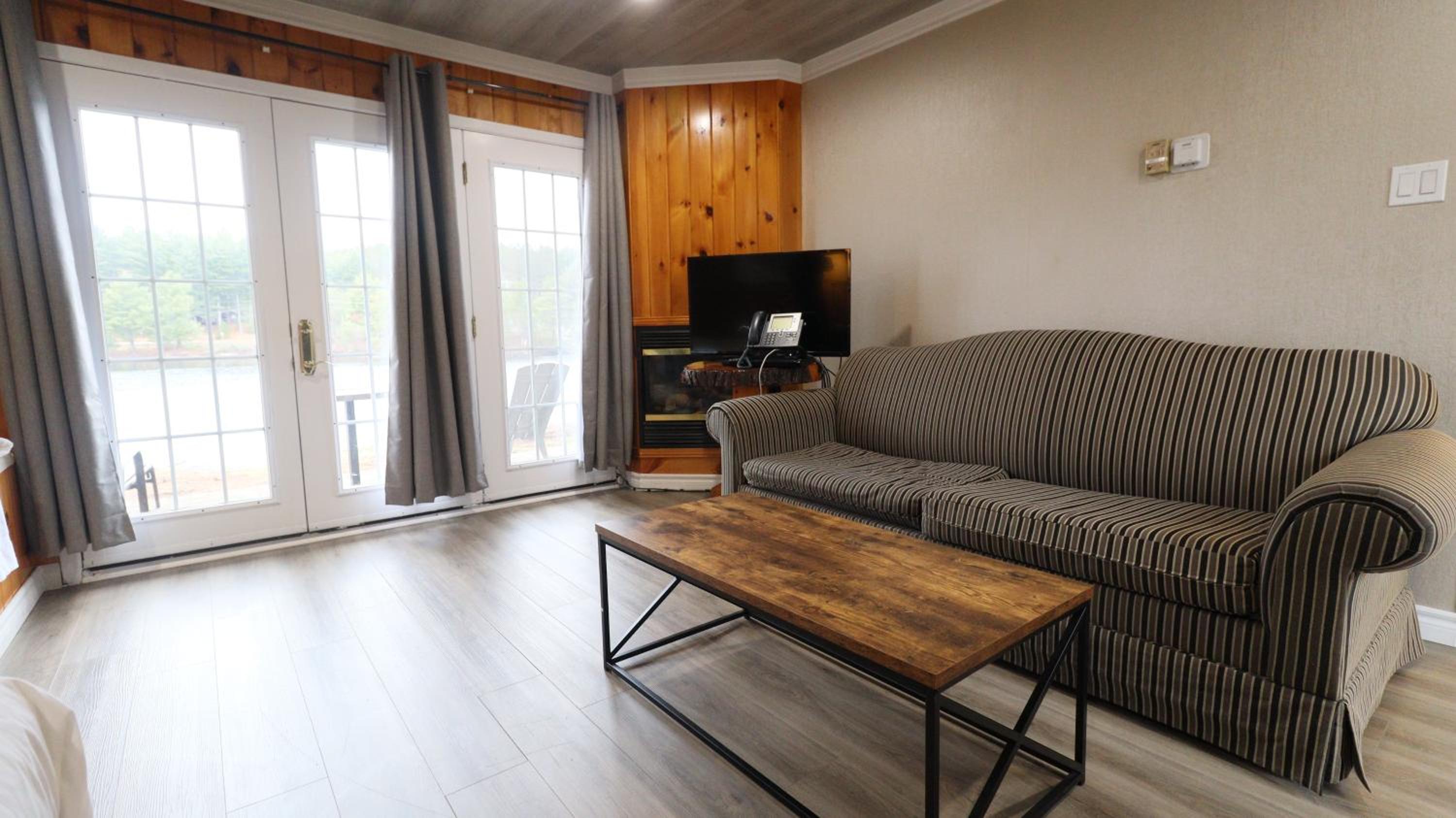 Junior Suite with Canal View