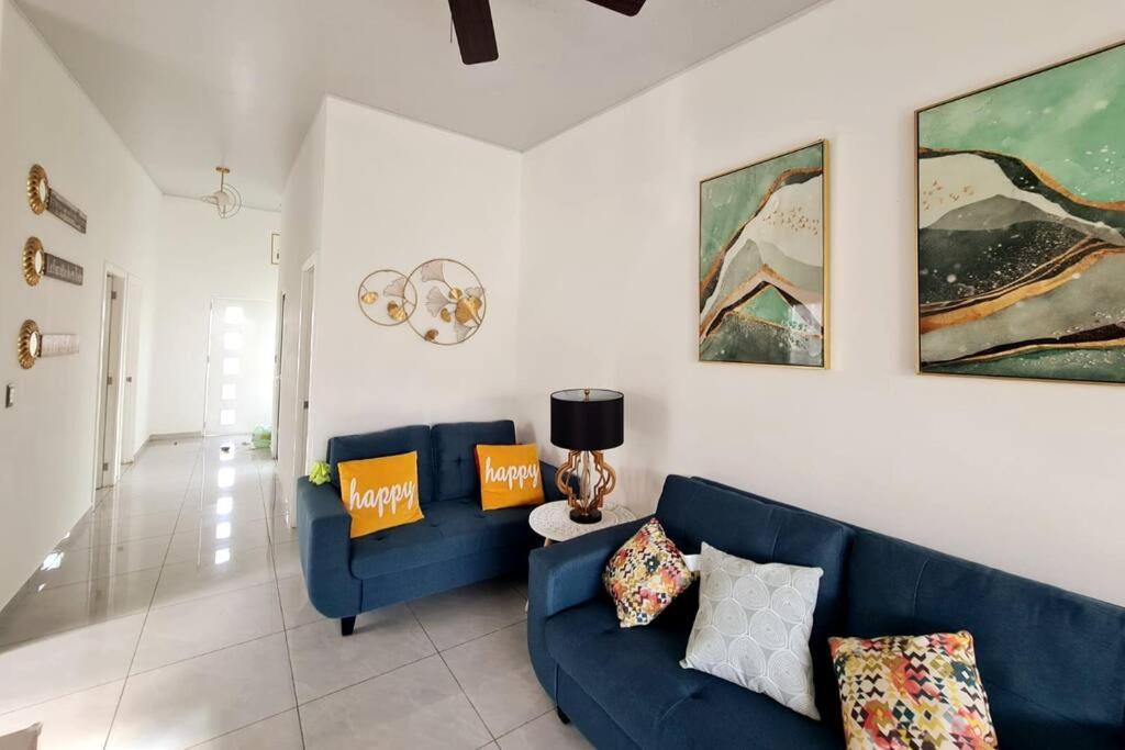 Three-Bedroom Apartment photo 1