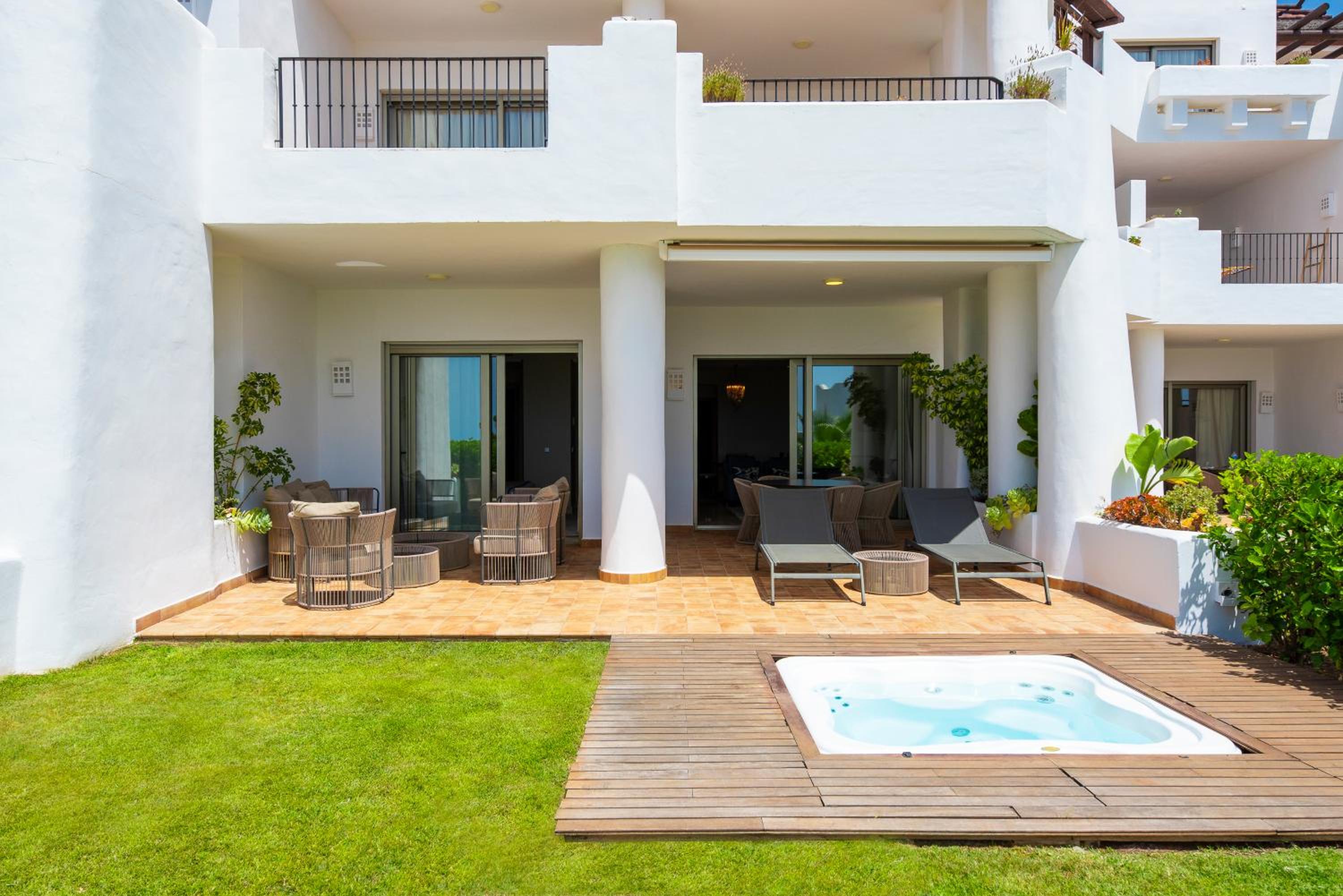 Two-Bedroom Suite with Jacuzzi and Partial Sea View