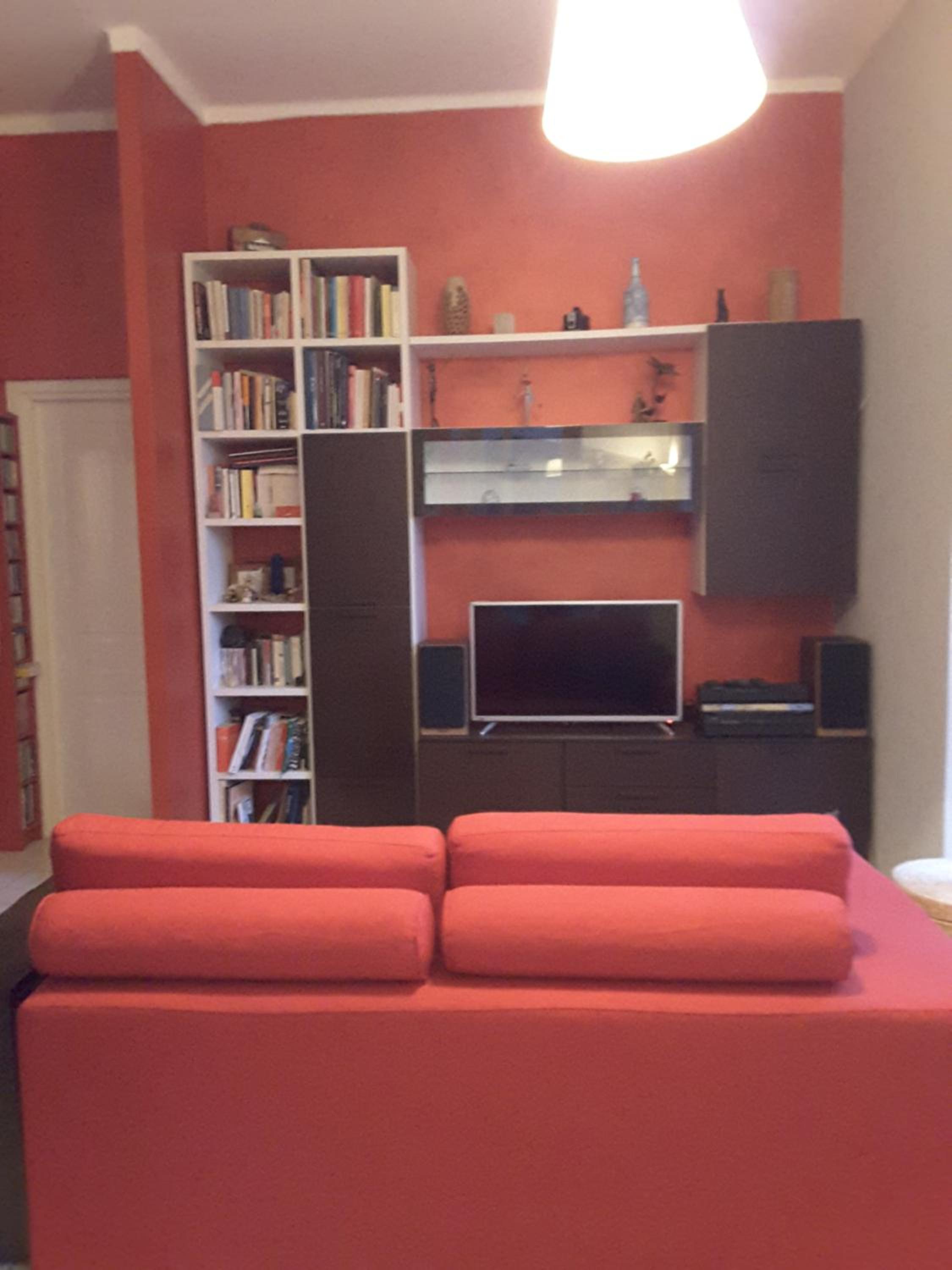 One-Bedroom Apartment - Photo 11
