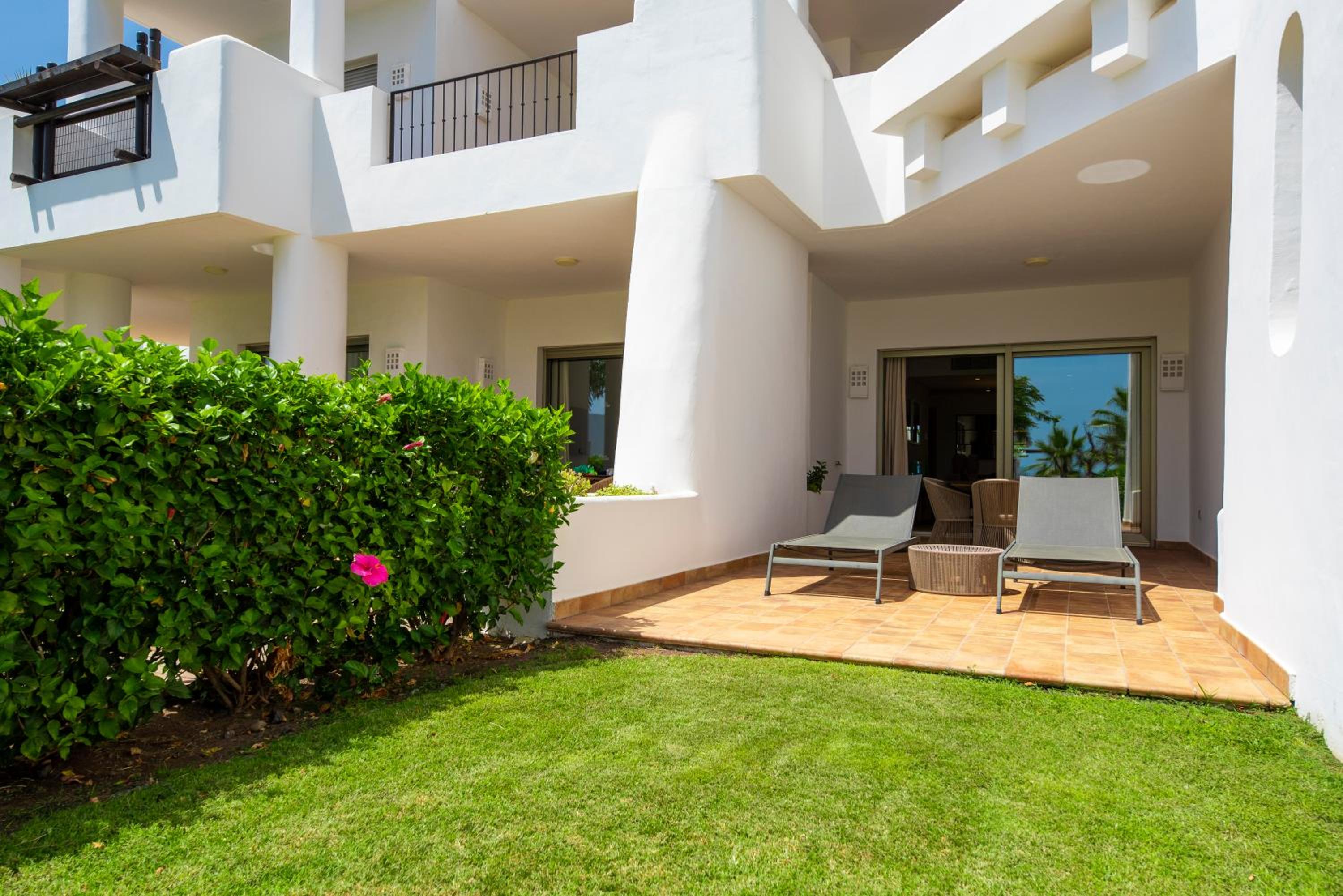 One-Bedroom Suite with Partial Sea View