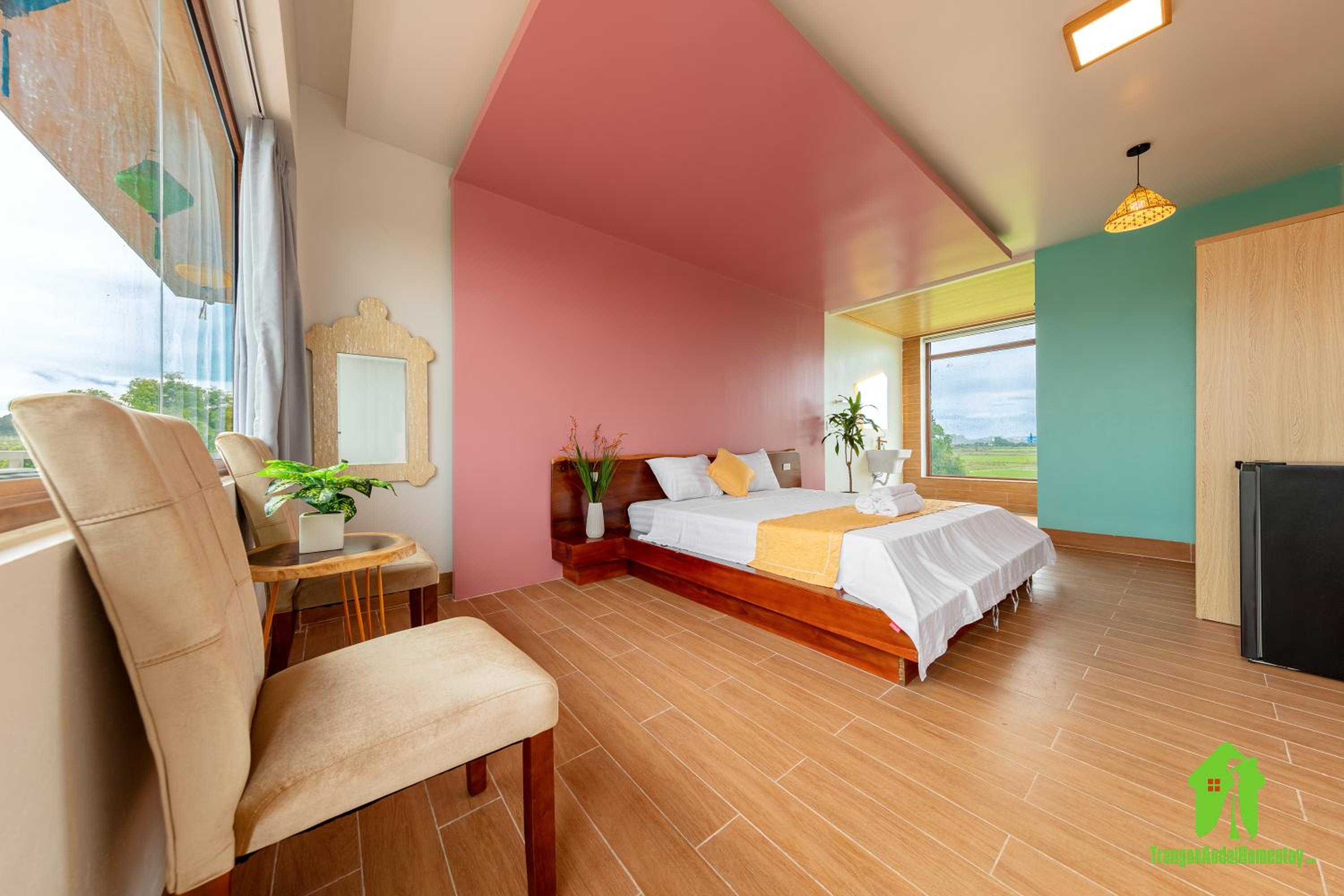 King Room with Mountain View photo 1