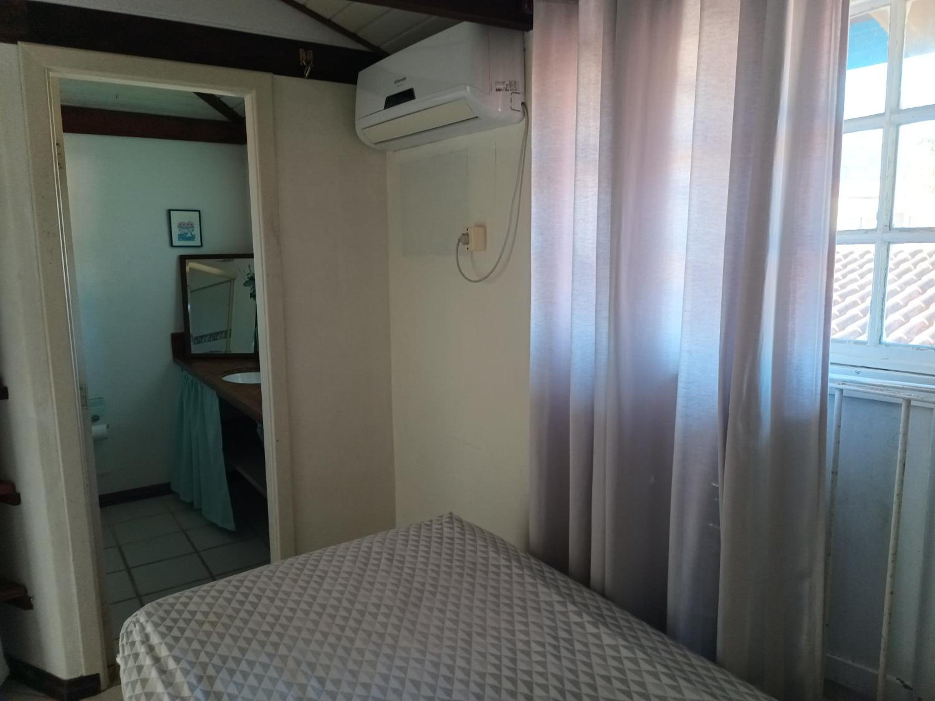 Four-Bedroom House photo 1