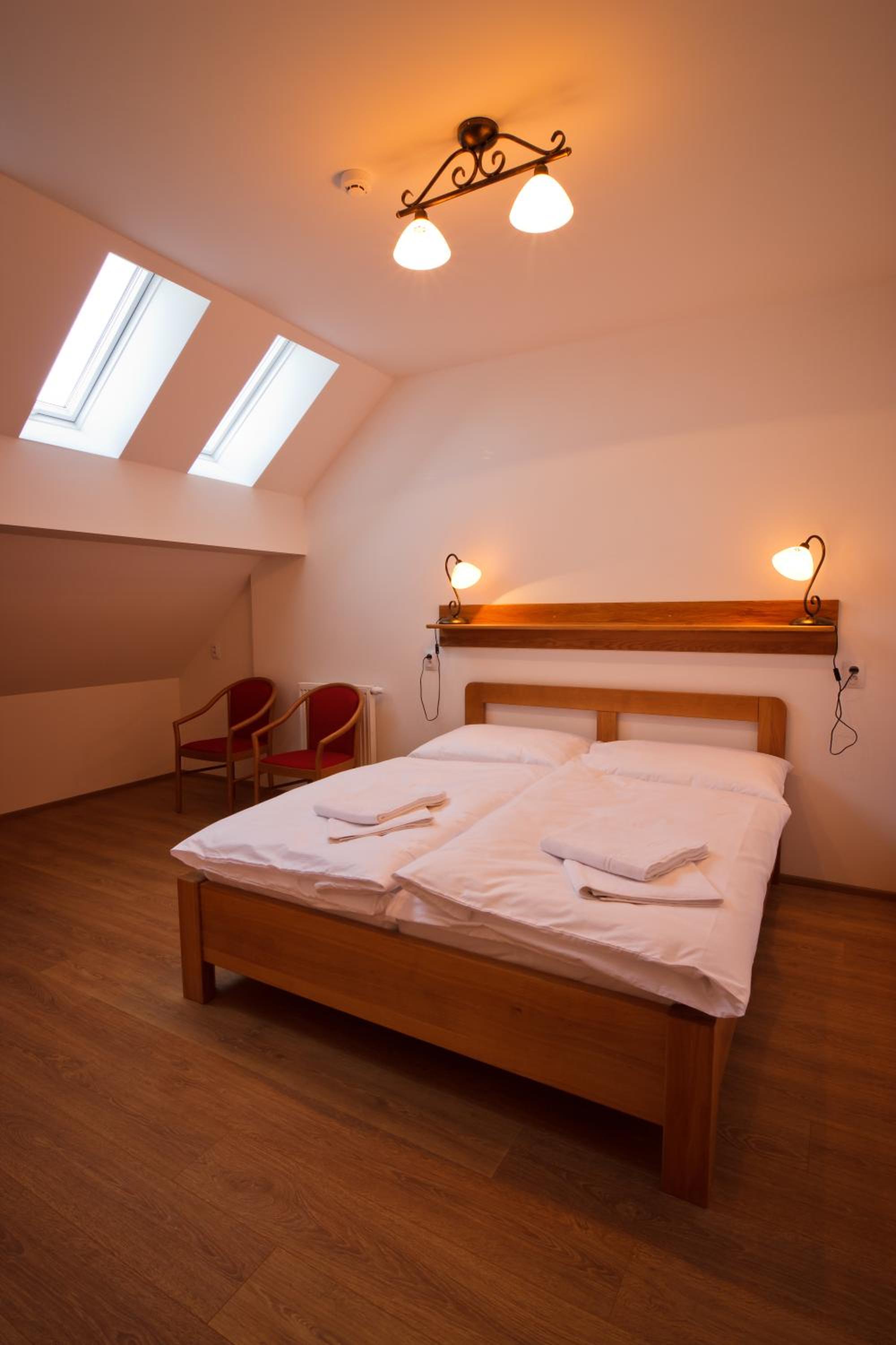 Deluxe Double Room with Extra Bed photo 1