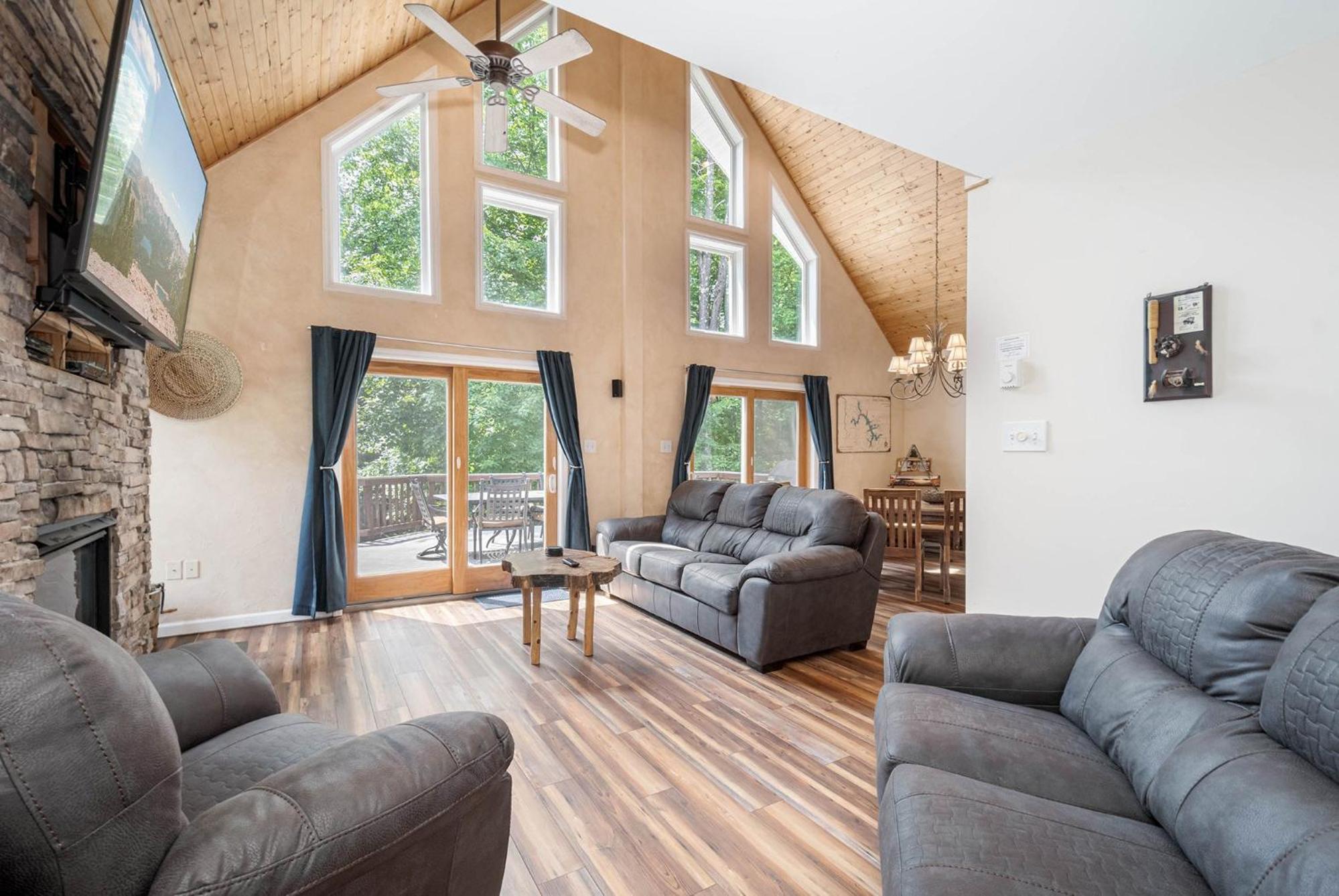 Four-Bedroom House photo 1