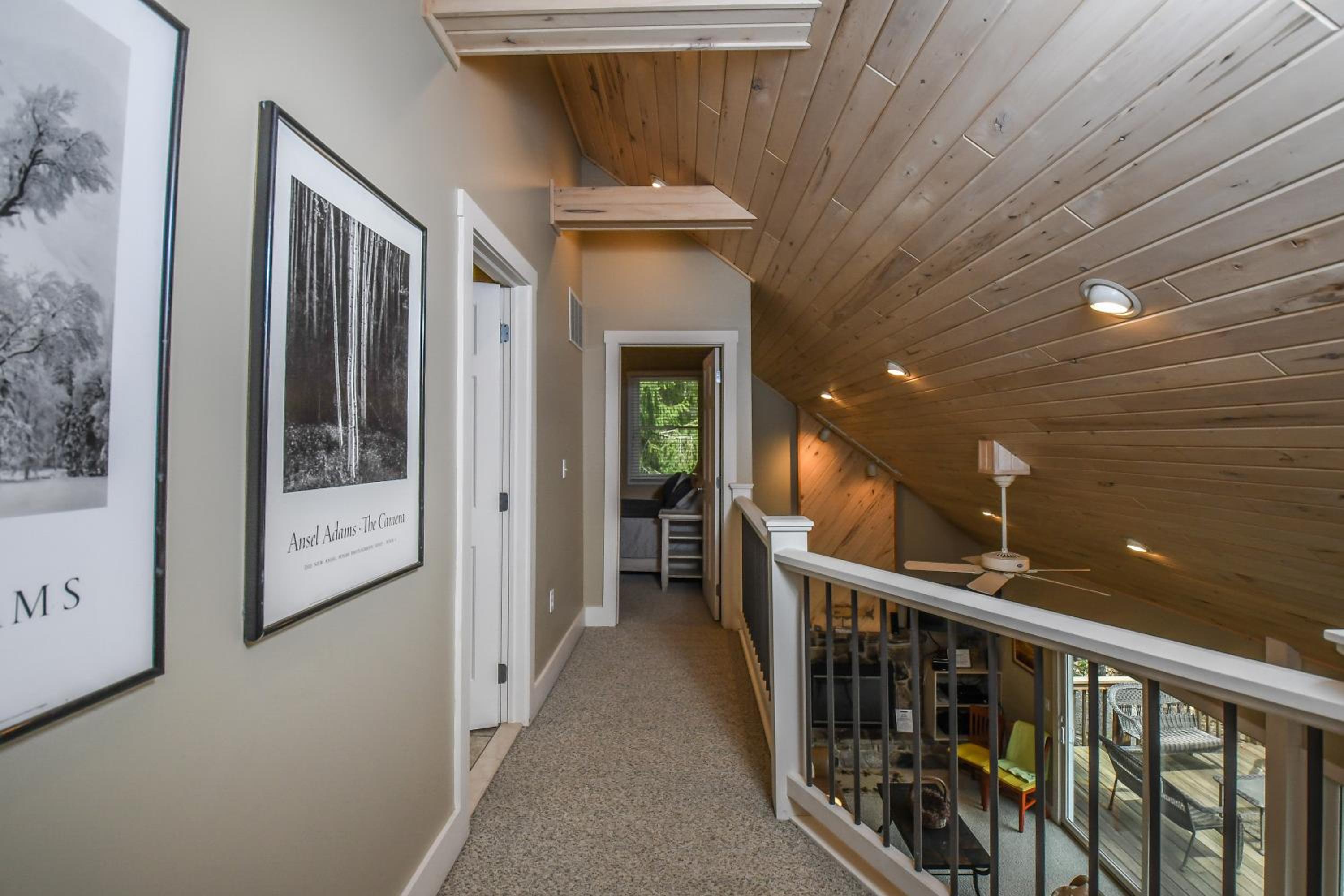 Four-Bedroom House photo 2