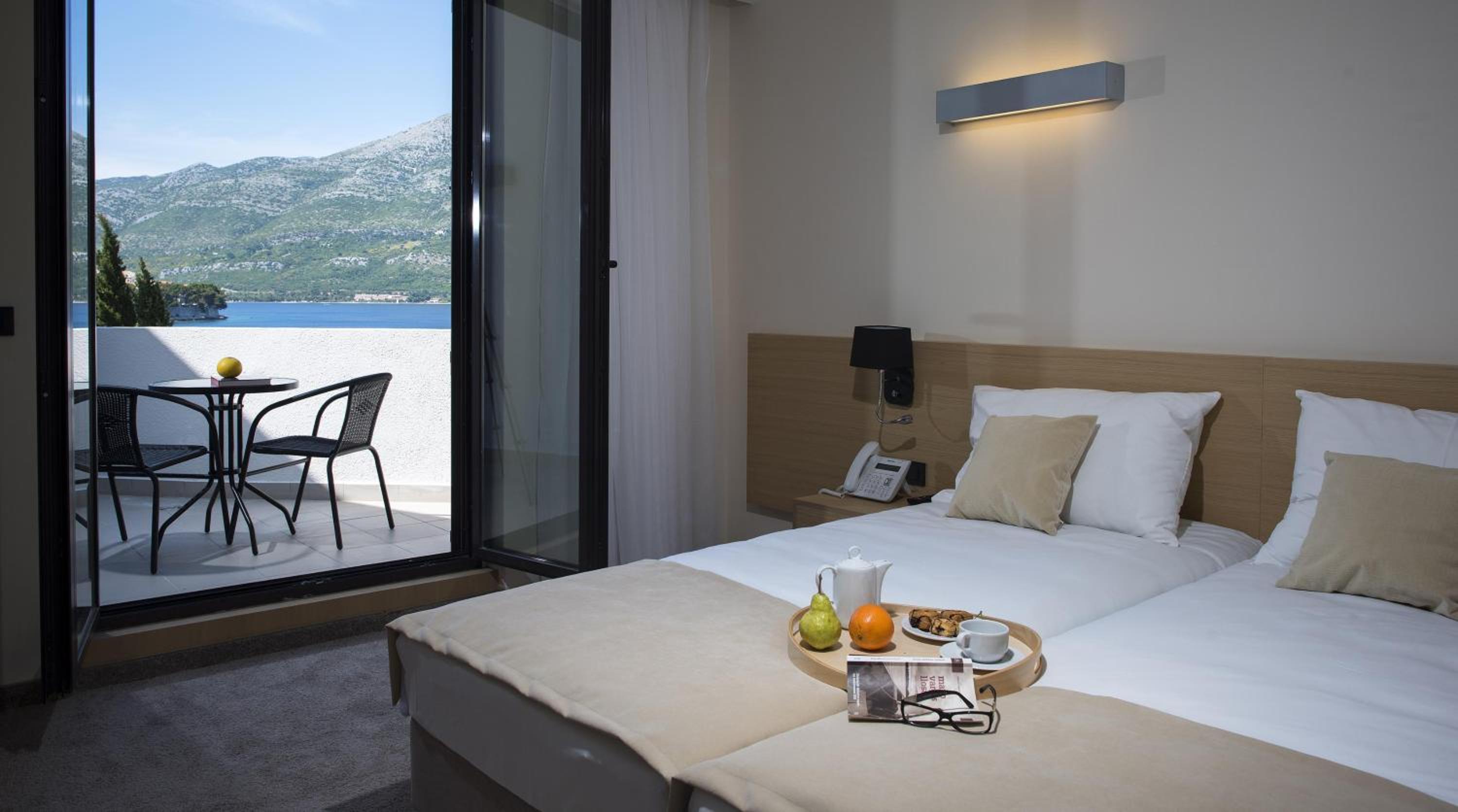 Superior Double Room with Seaside Balcony - Photo 1