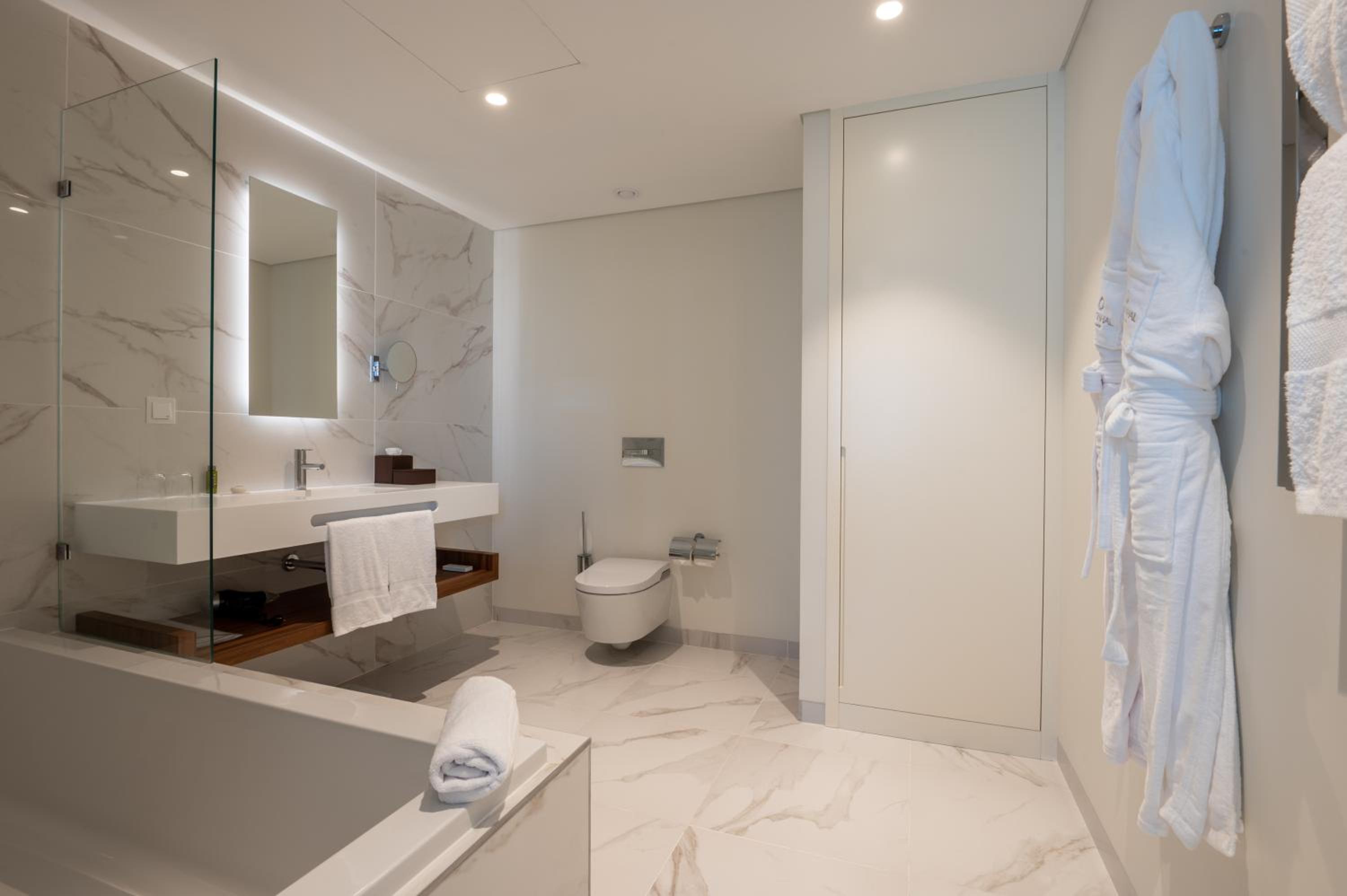 One-Bedroom Apartment - Photo 7