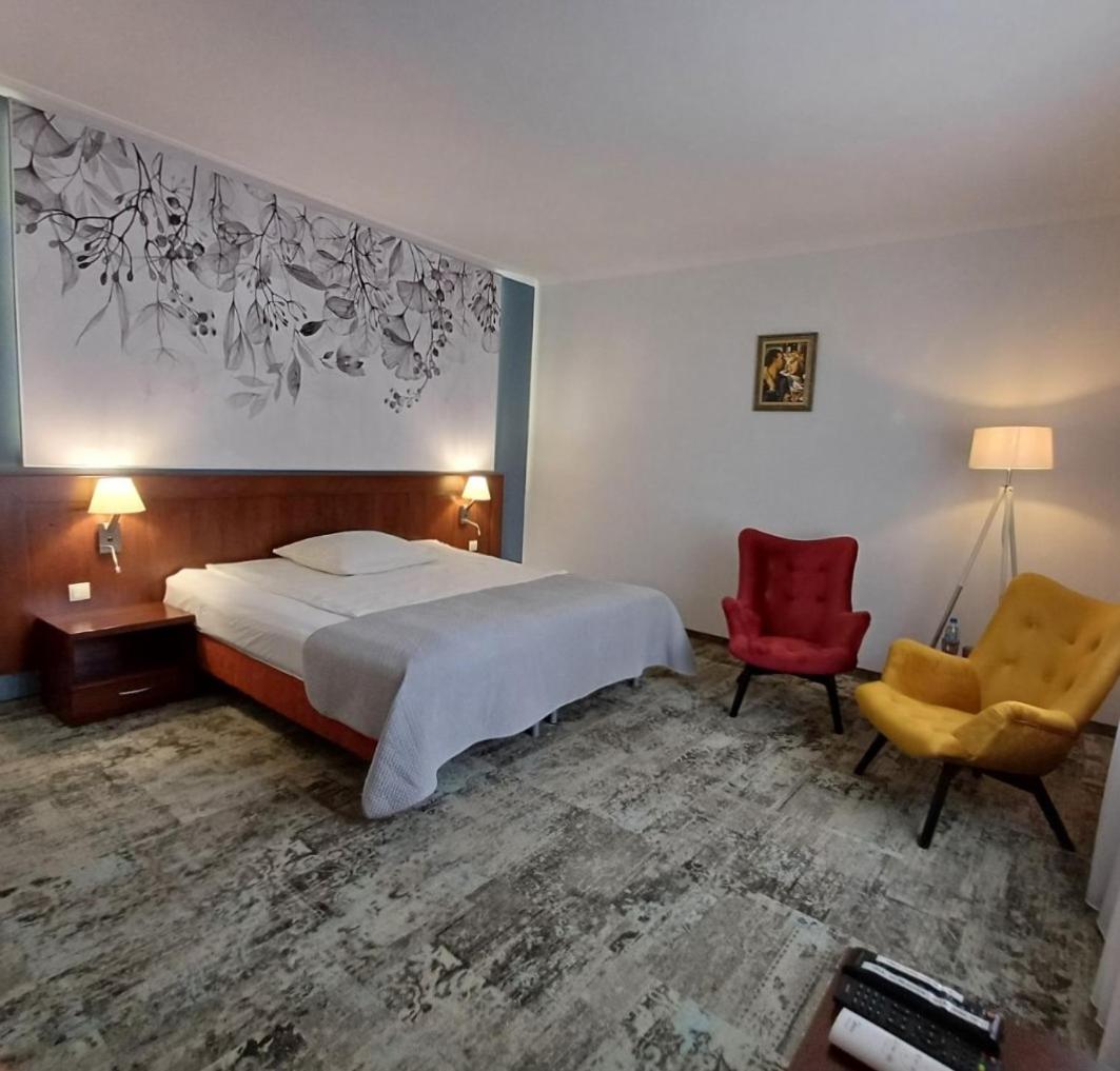 Single Room photo 2