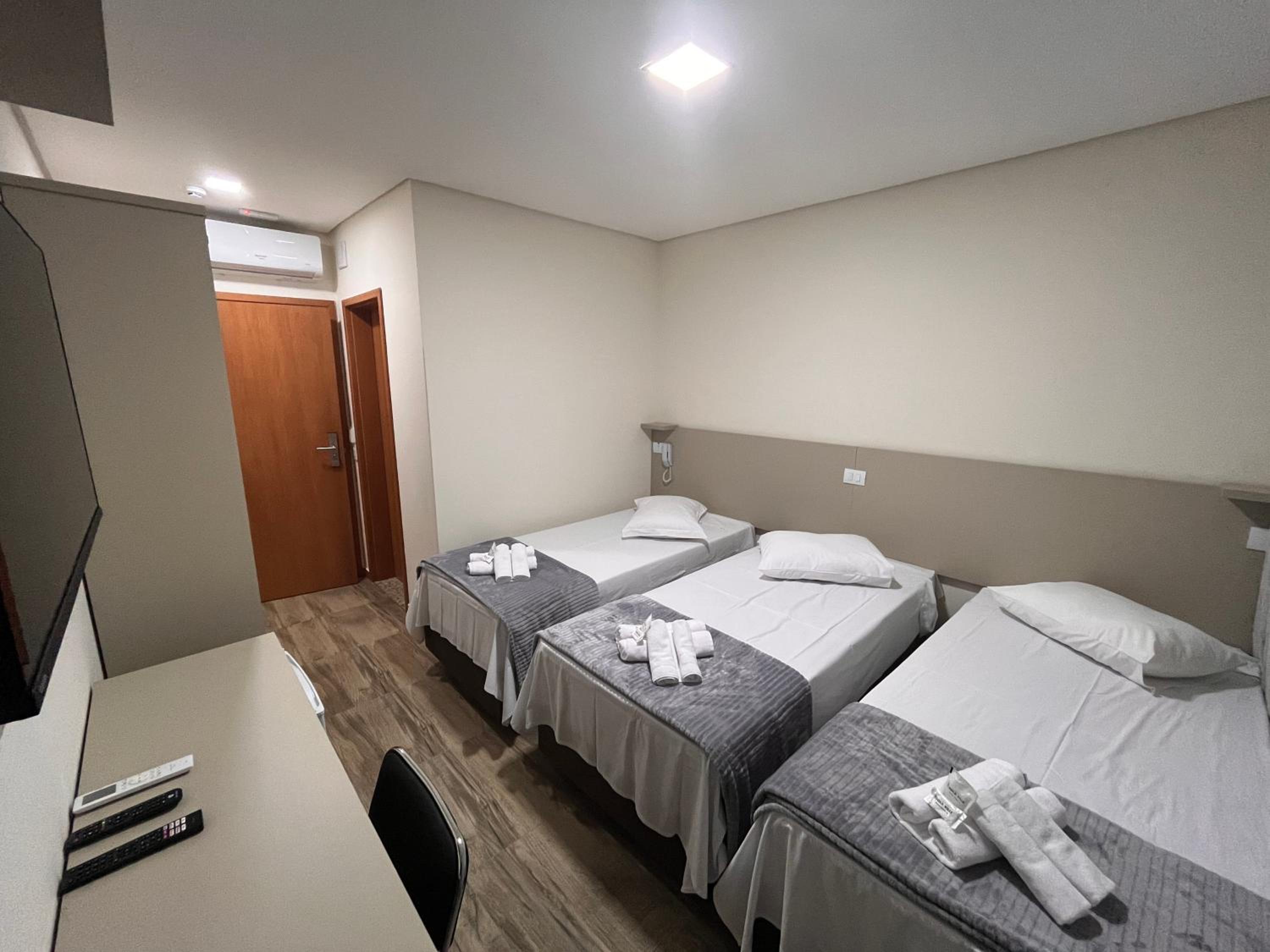 Executive Triple Room photo 2