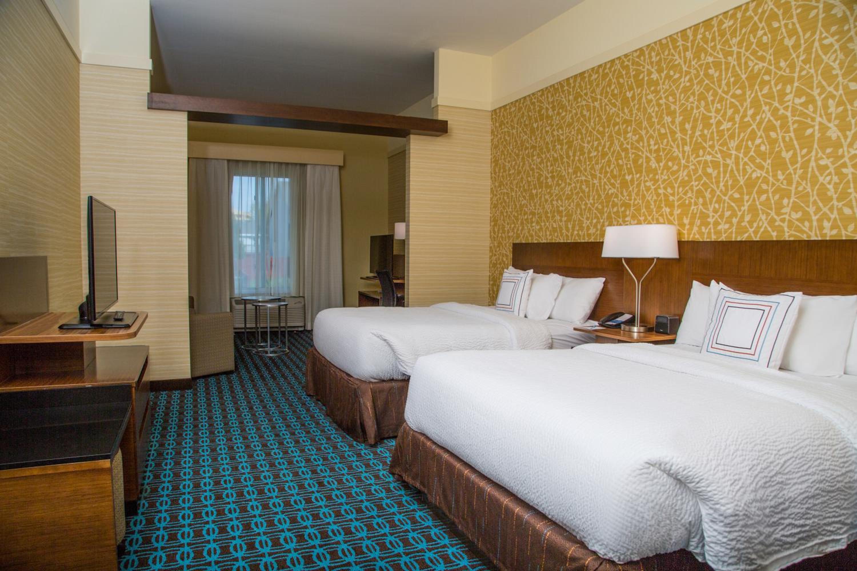 Queen Suite photo 1