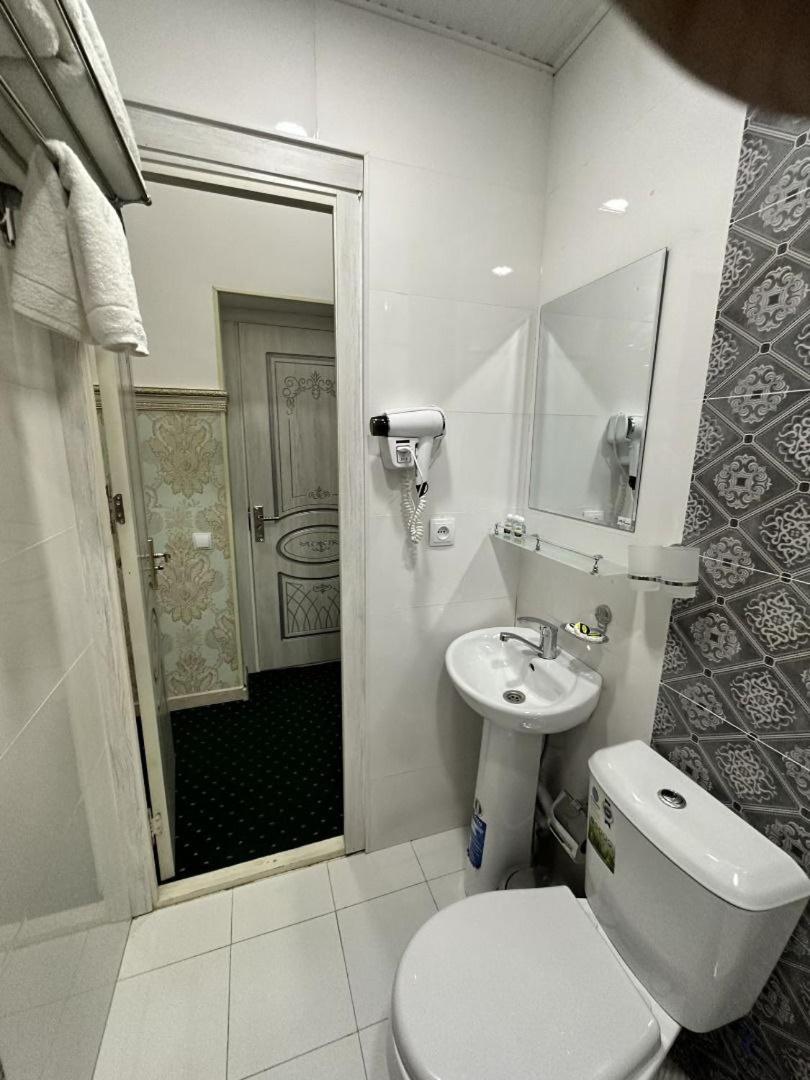 Comfort Triple Room - Photo 10