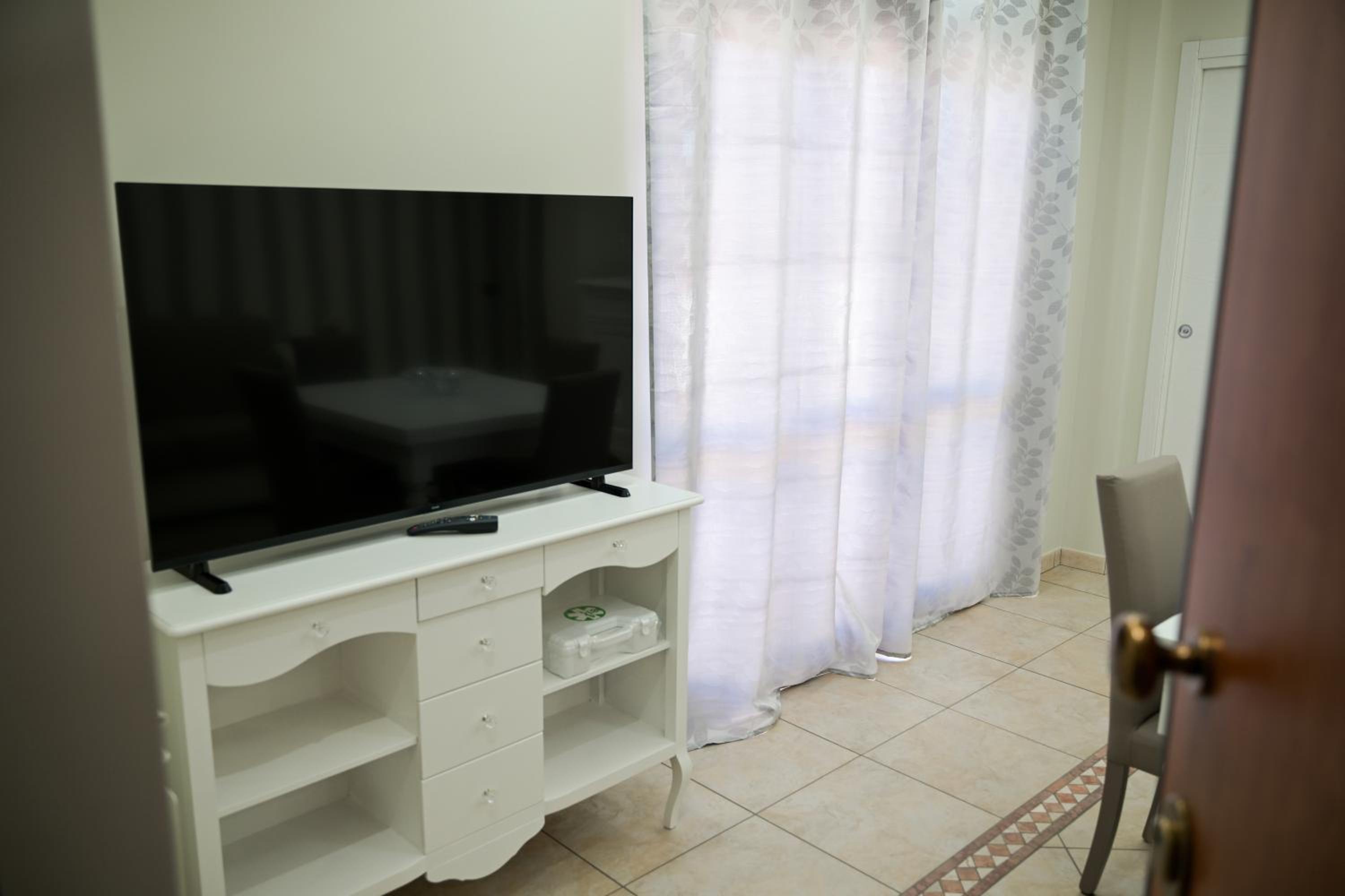Two-Bedroom Apartment photo 3