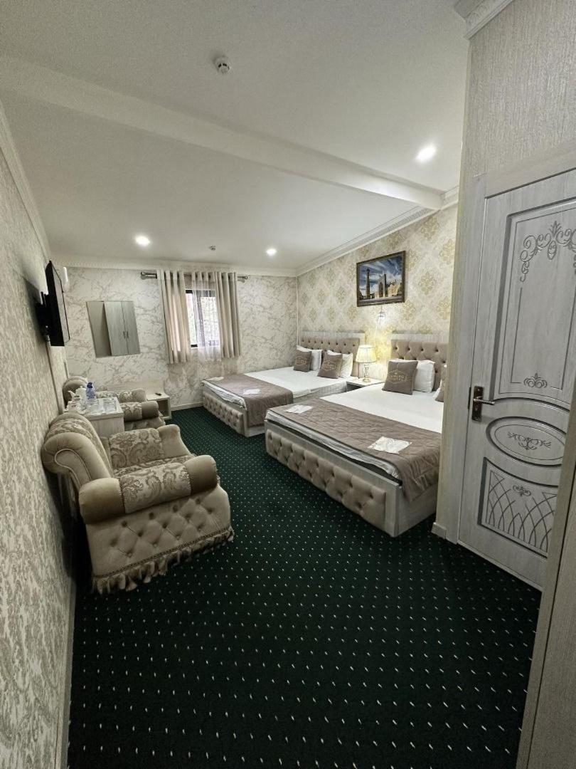 Family Room - Photo 1