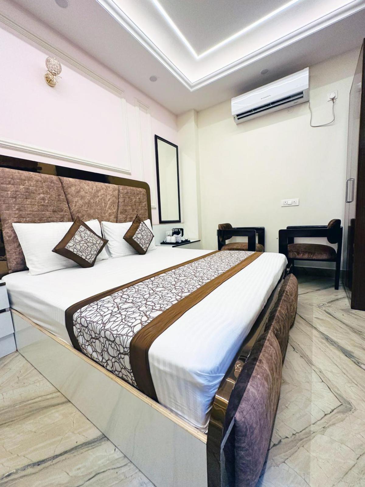 Superior Queen Room