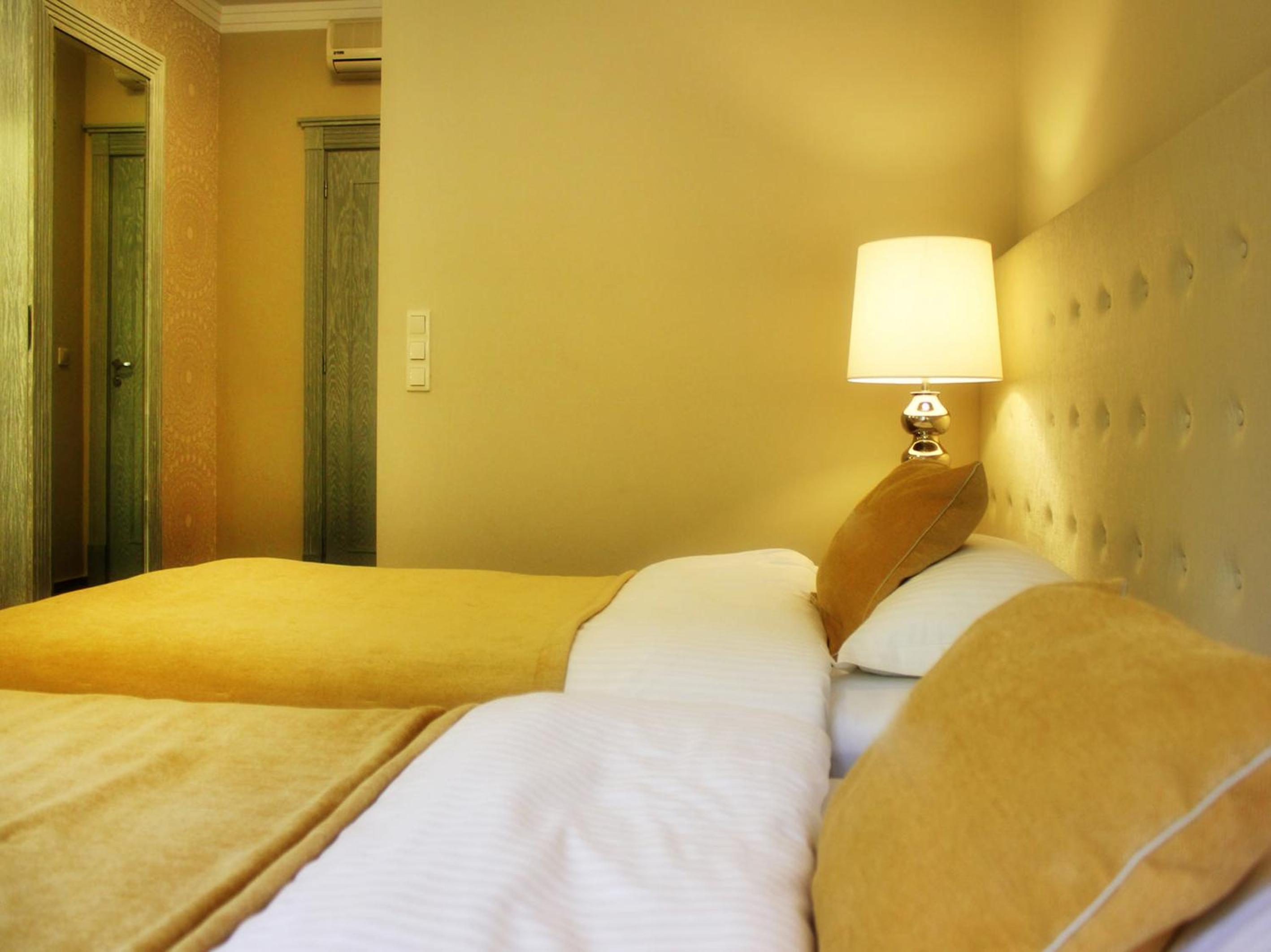 Double Room - Photo 4