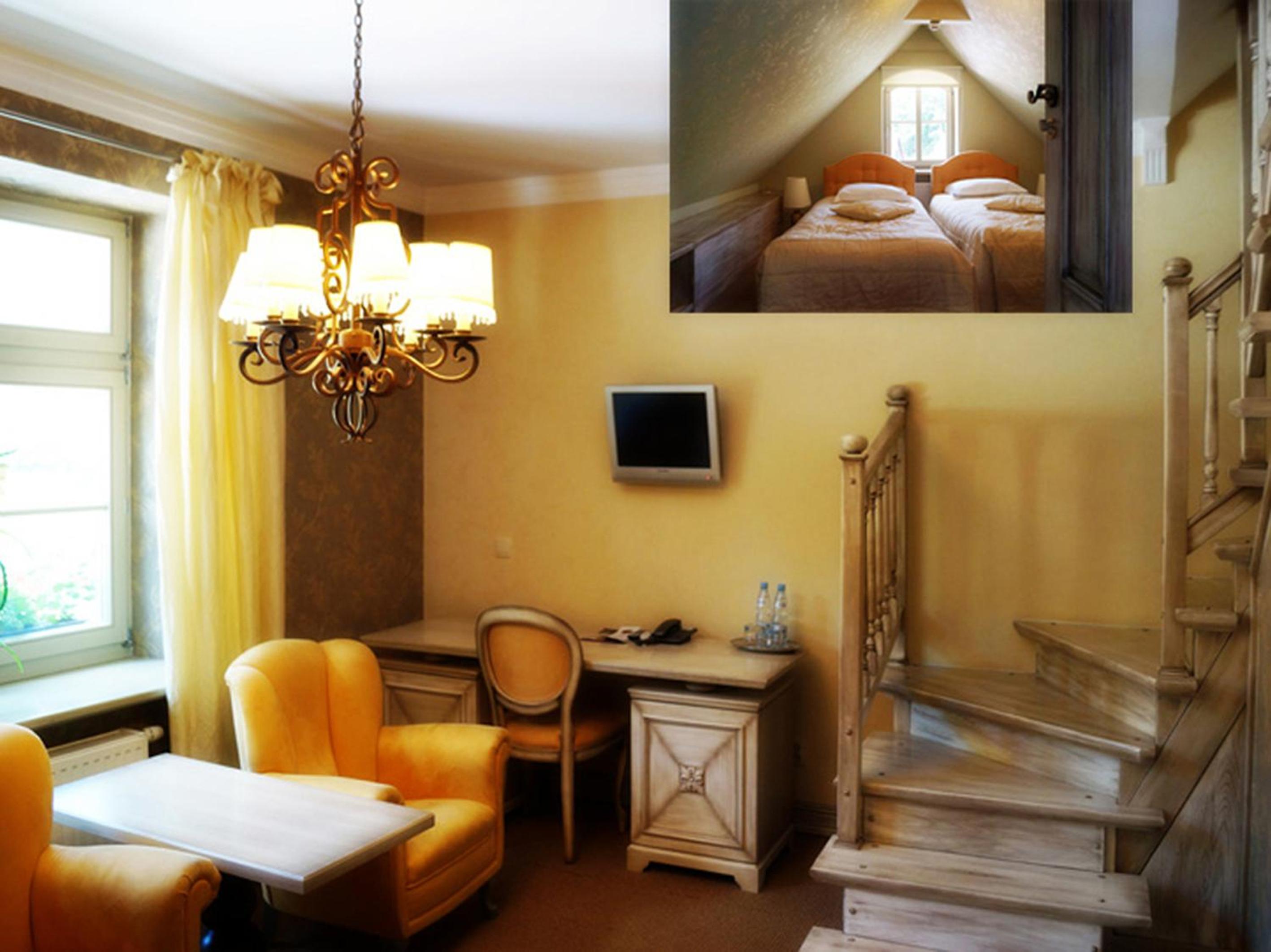 Junior Suite (2 Adults) - Photo 8
