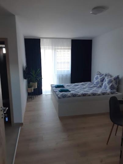 Deluxe Double Room with Balcony photo 1