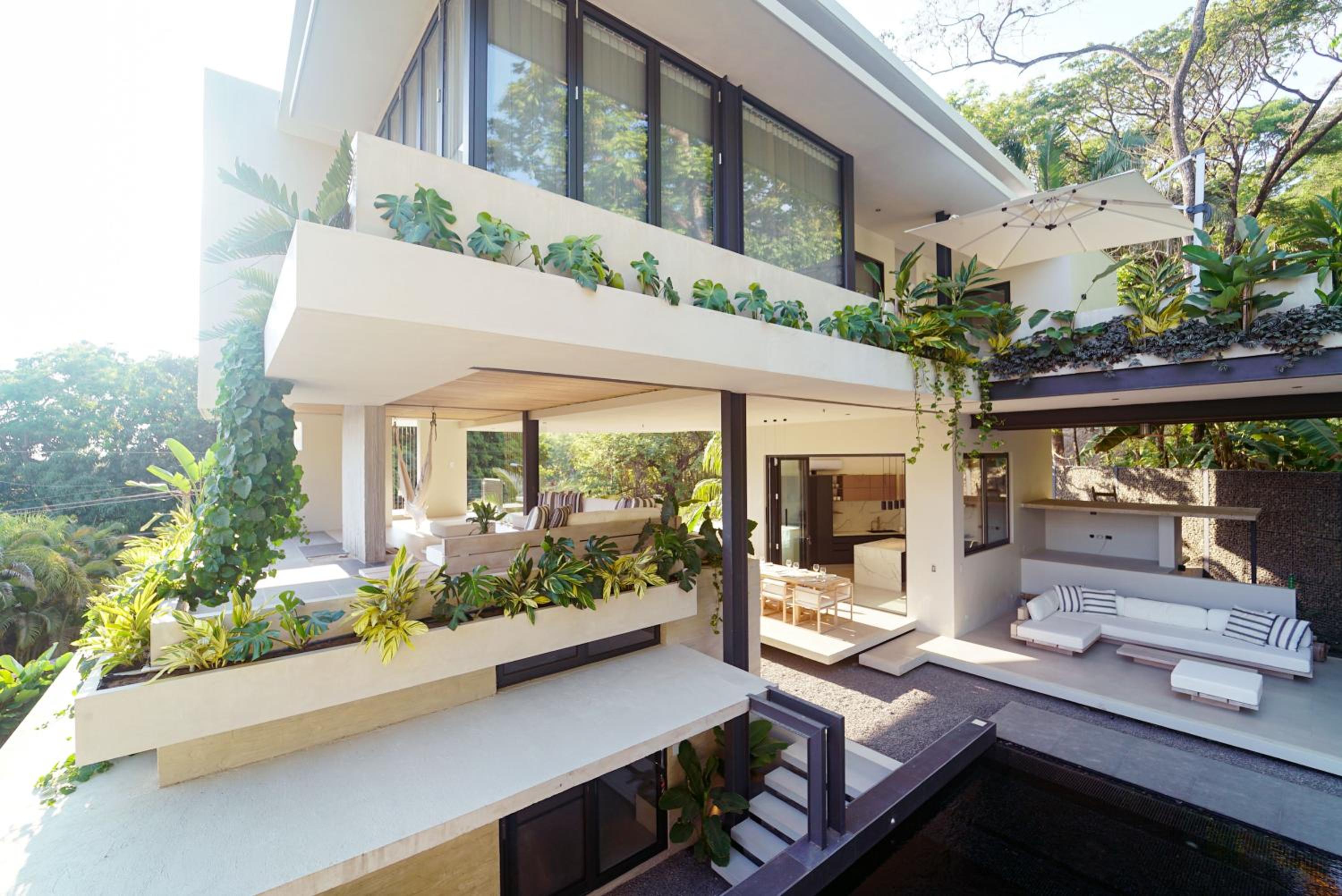 Villa photo 3
