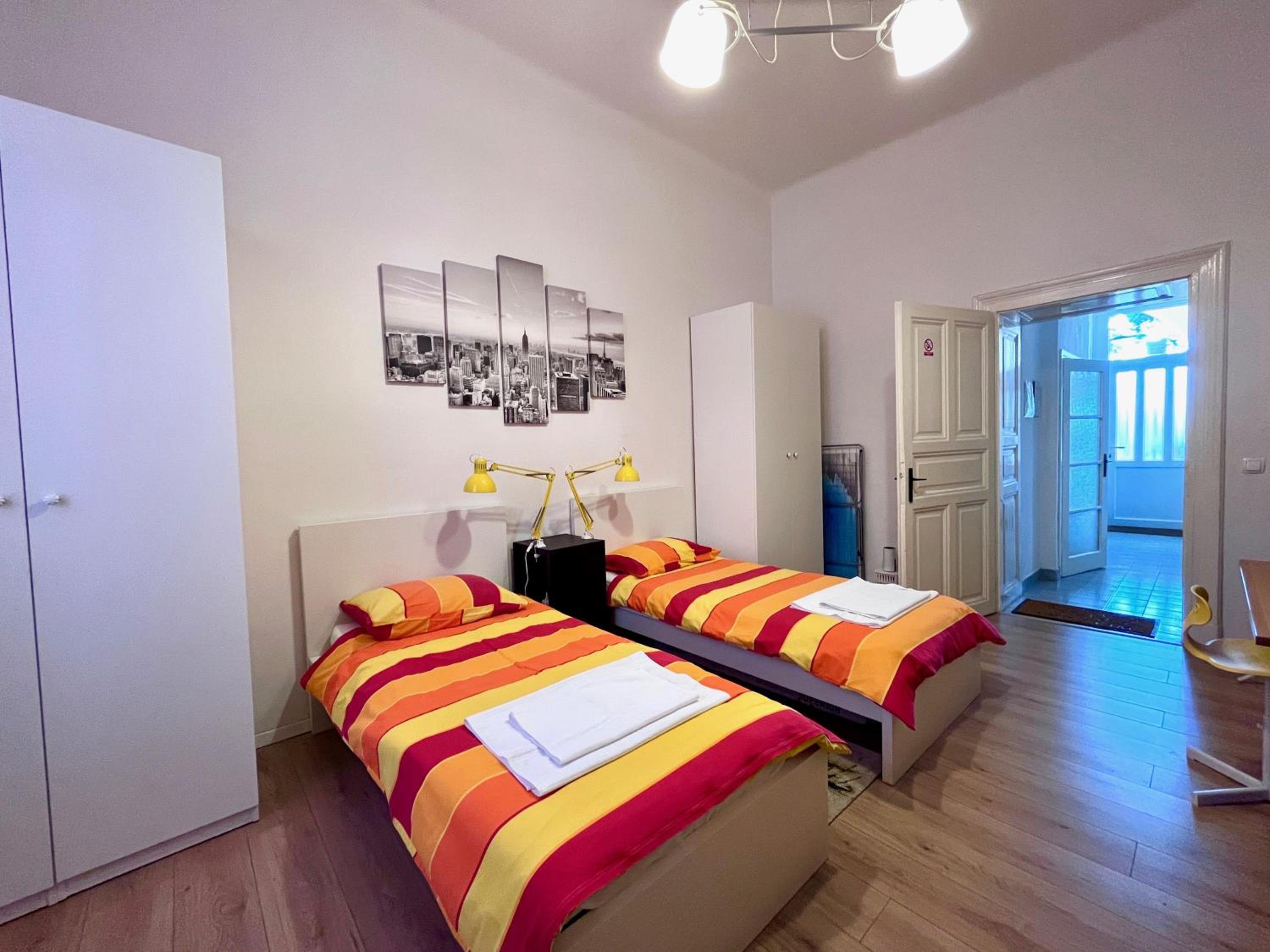Apartment - Photo 20