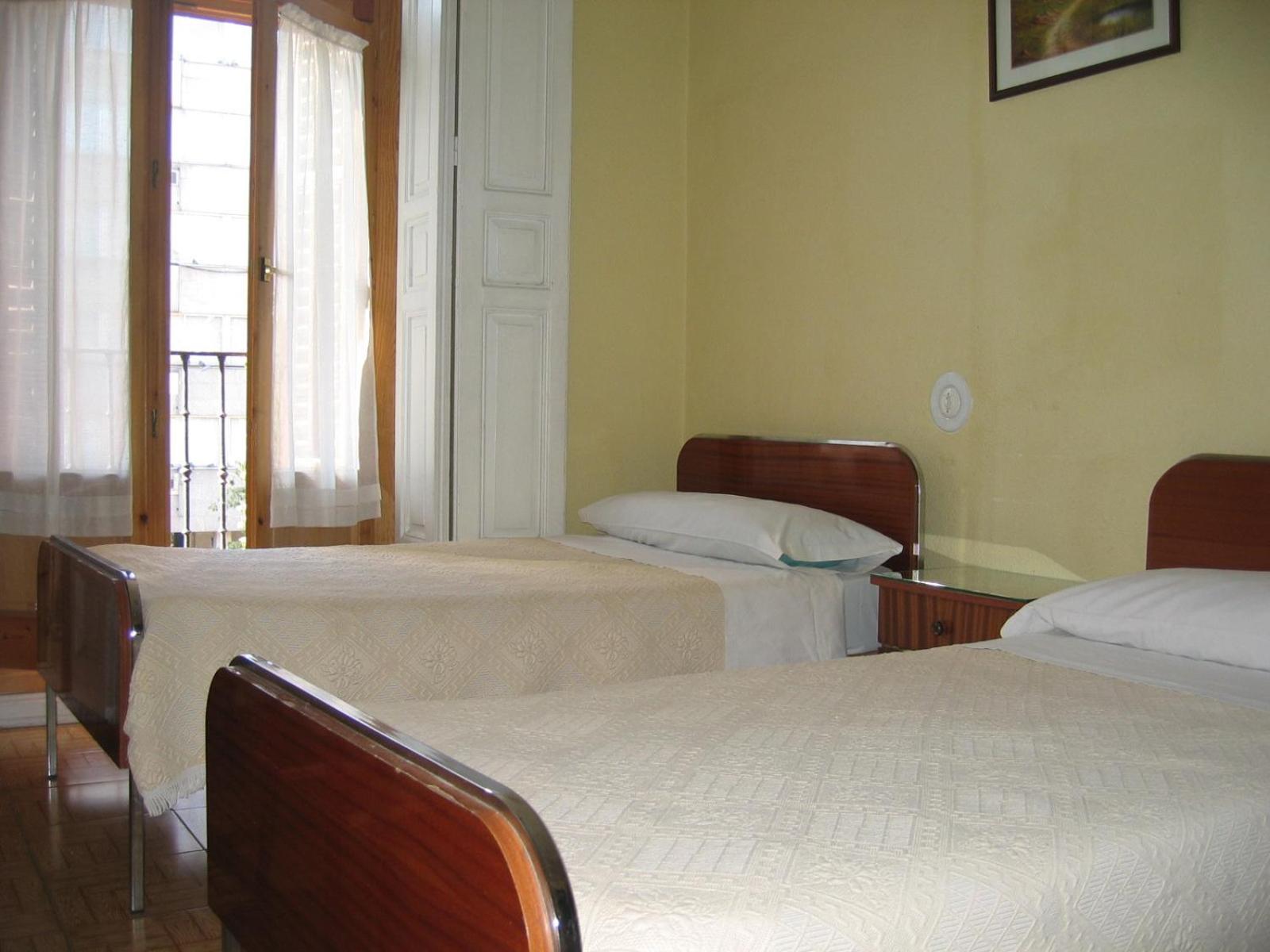 Double or Twin Room photo 2