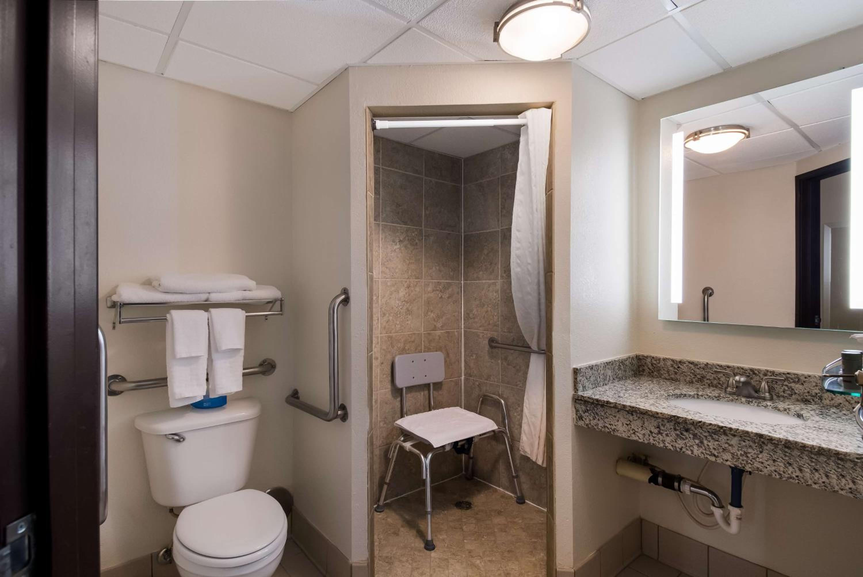 Room With One Double Bed And One Single Bed And Roll-In Shower - Disability Access photo 2