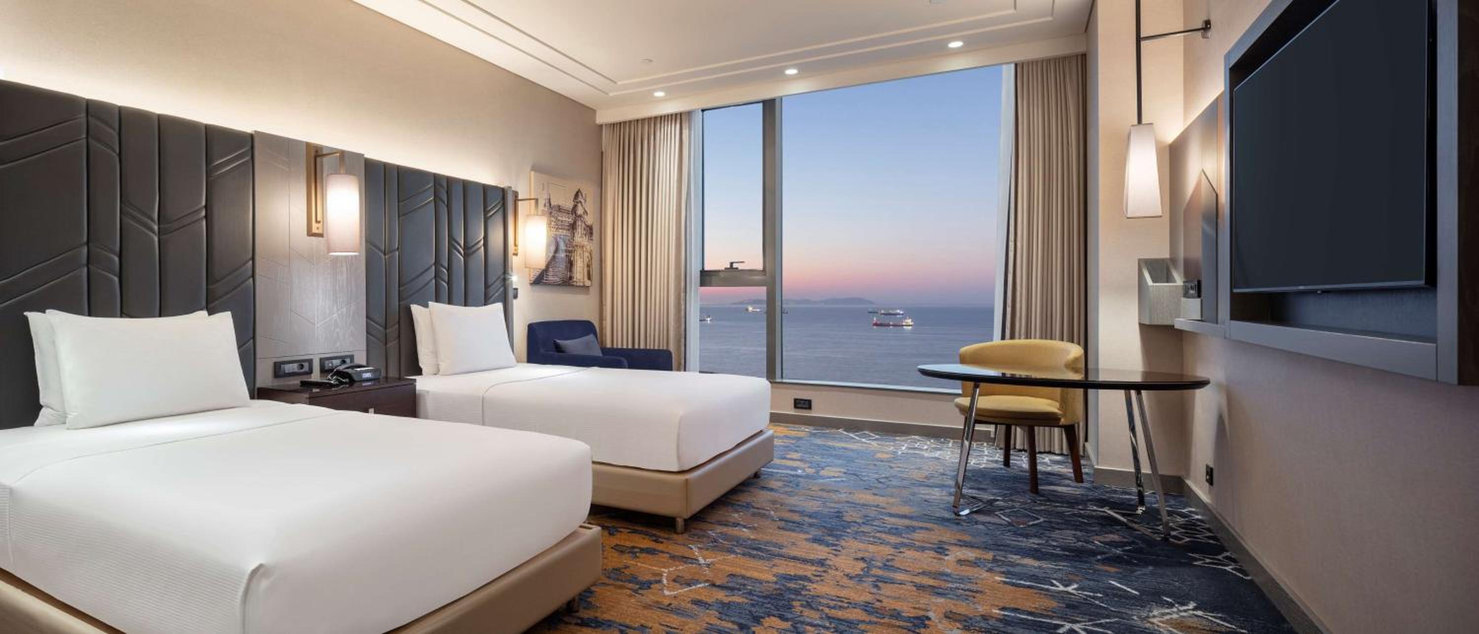 Twin Room with Sea View