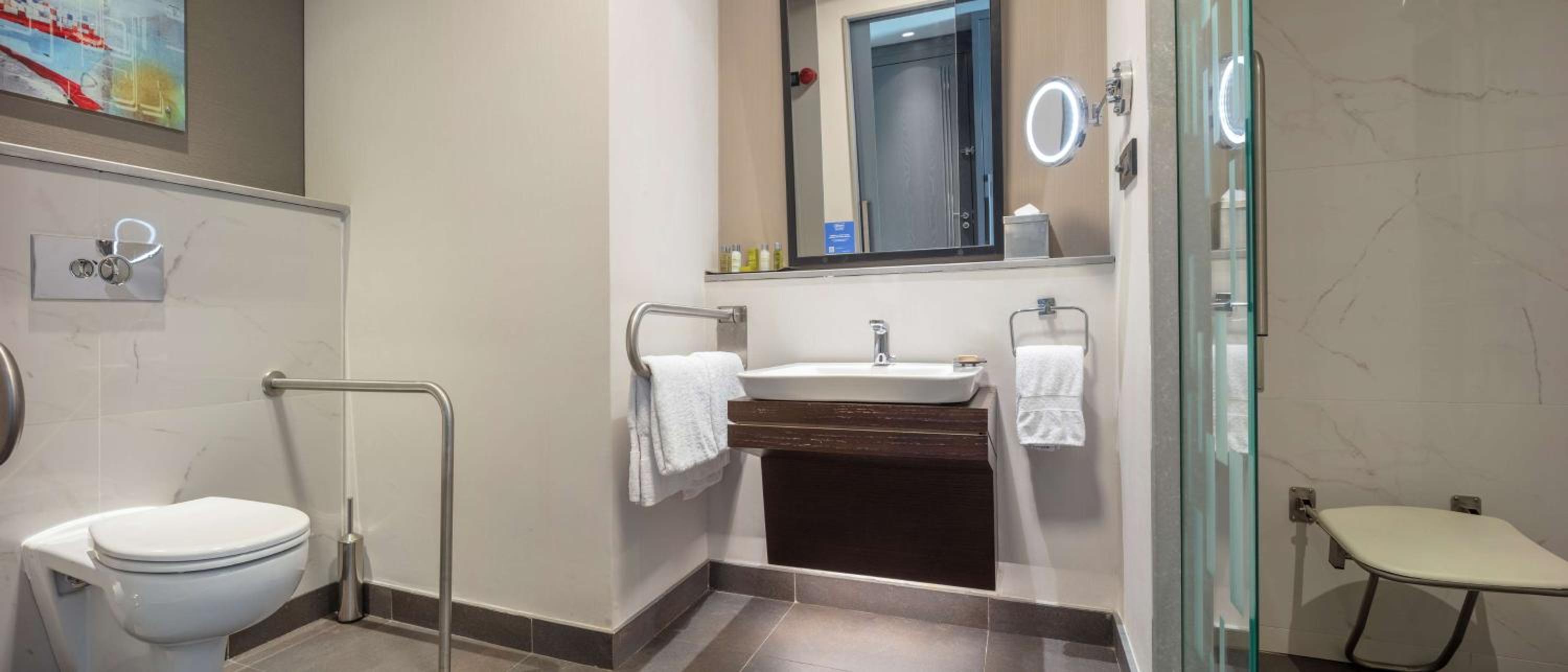 King Room - Mobility Accessible