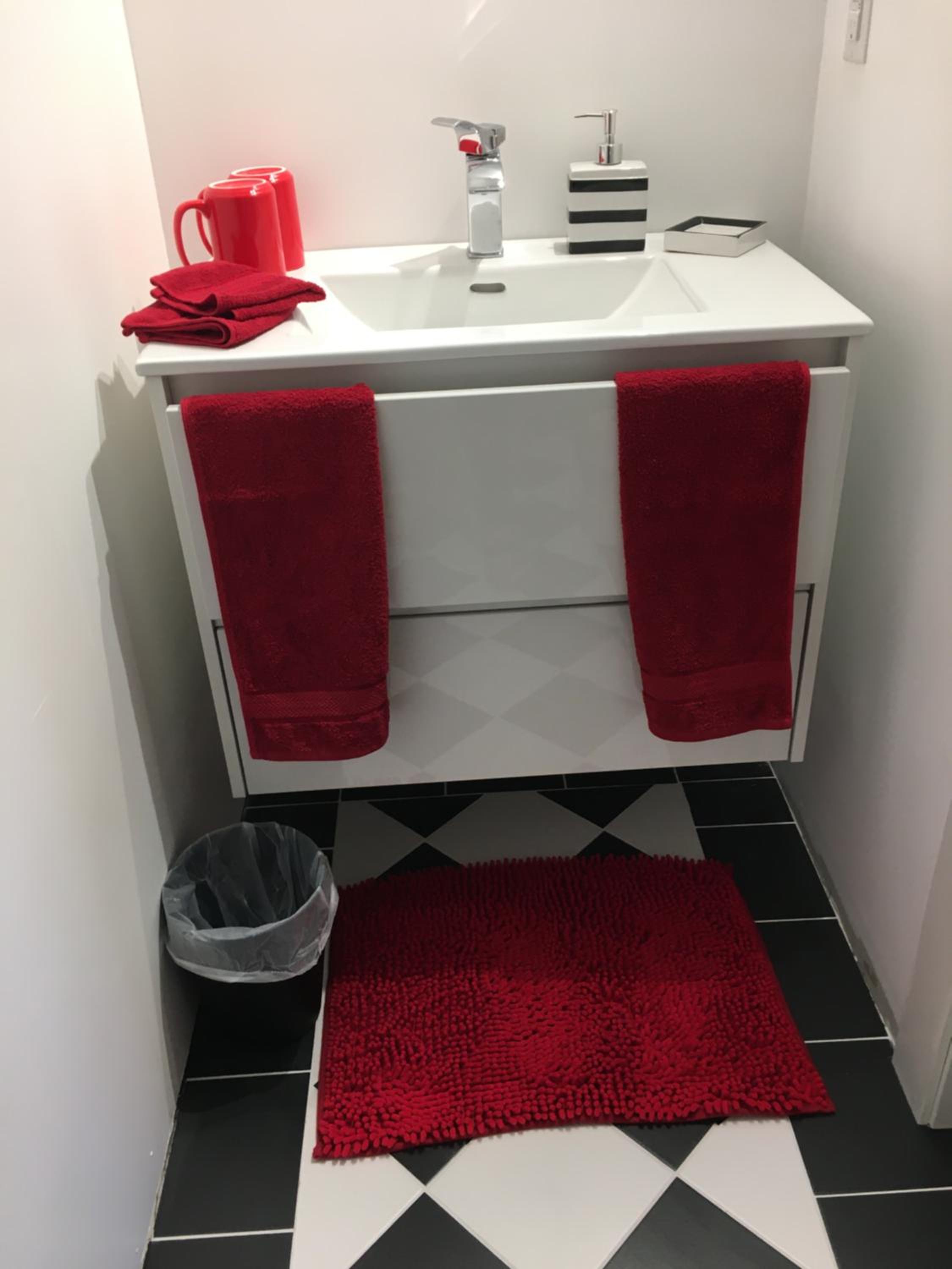 Deluxe Double Room with Shower photo 3