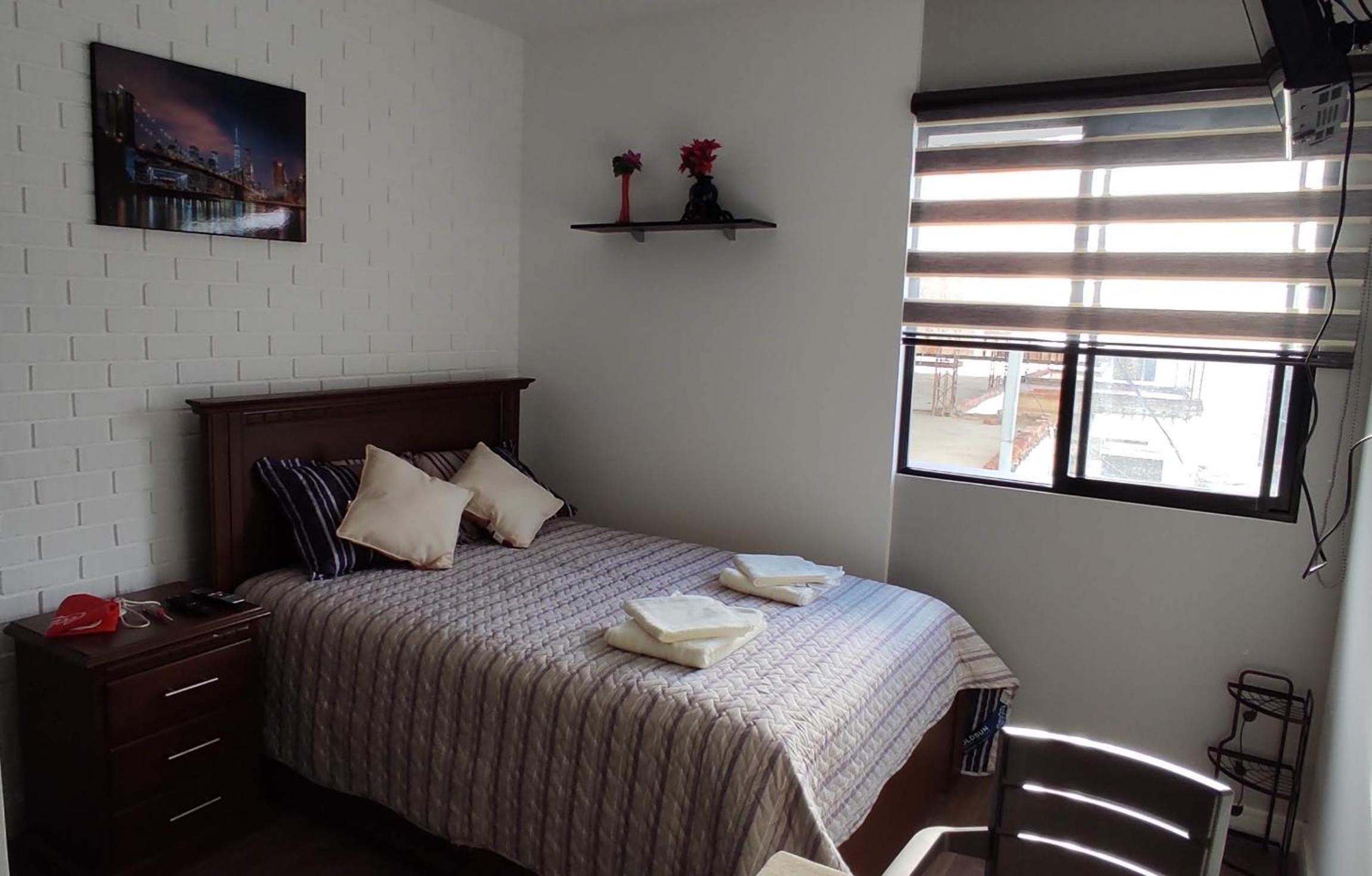 One-Bedroom Apartment photo 1