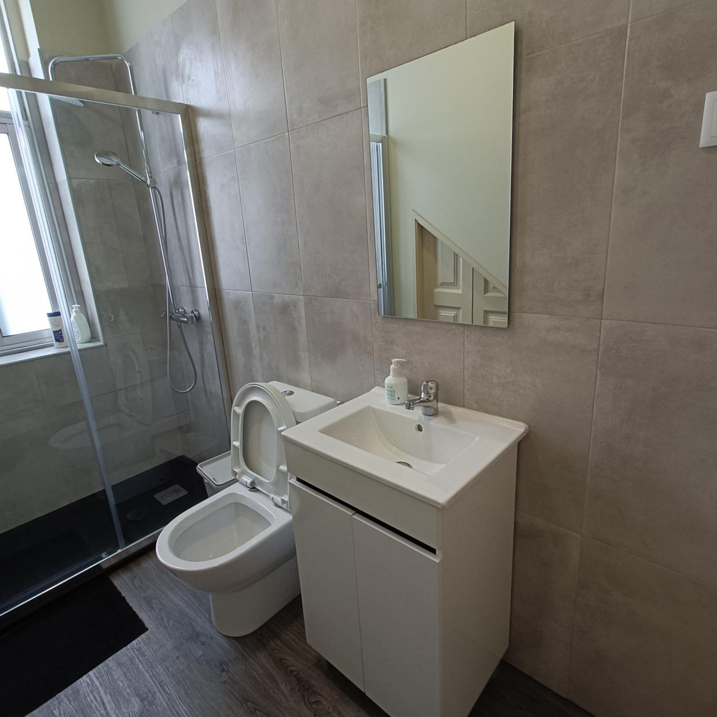 Double Room - Photo 9