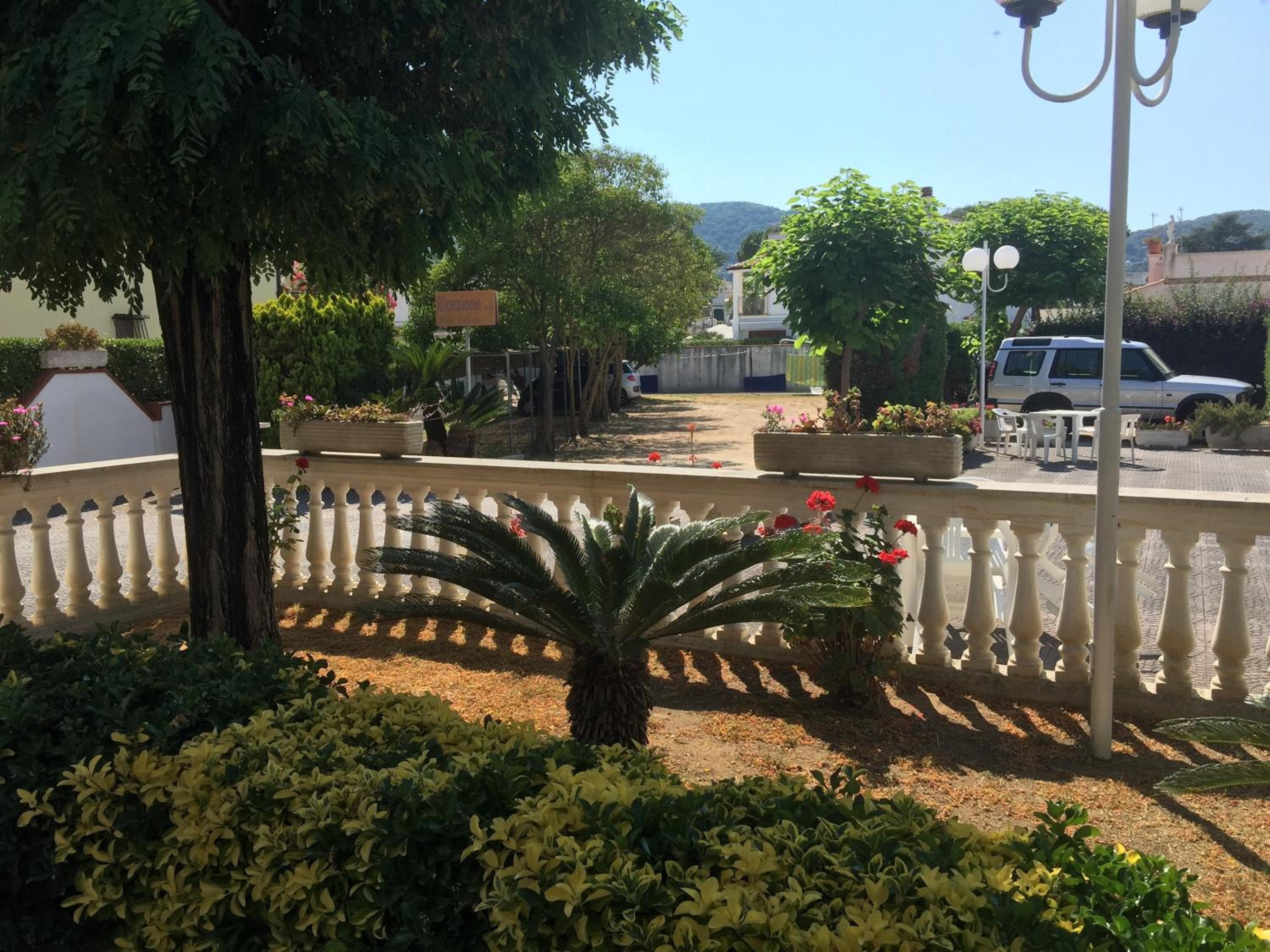 Quadruple Room with Garden View photo 3