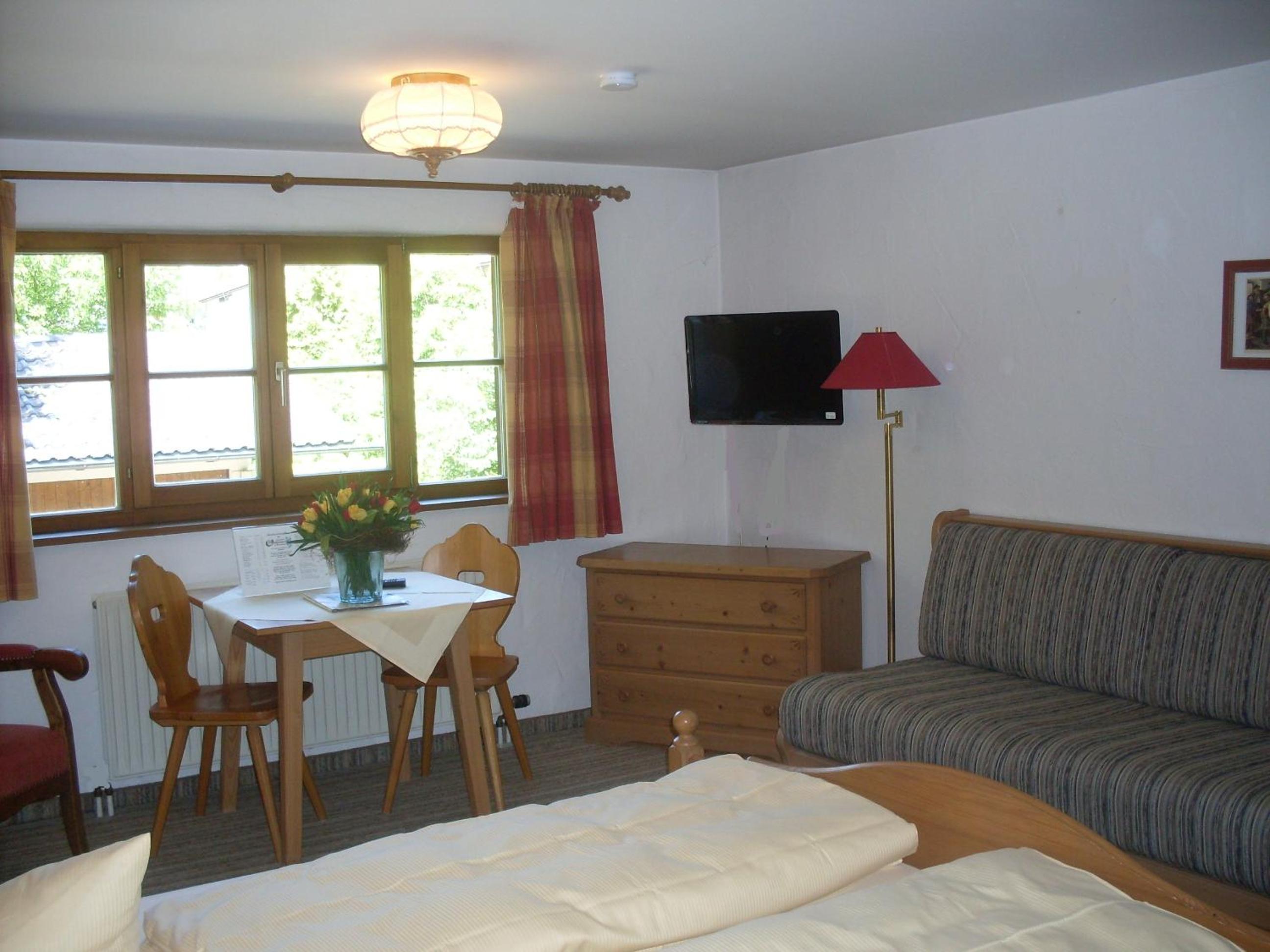 Standard Double Room - Photo 4