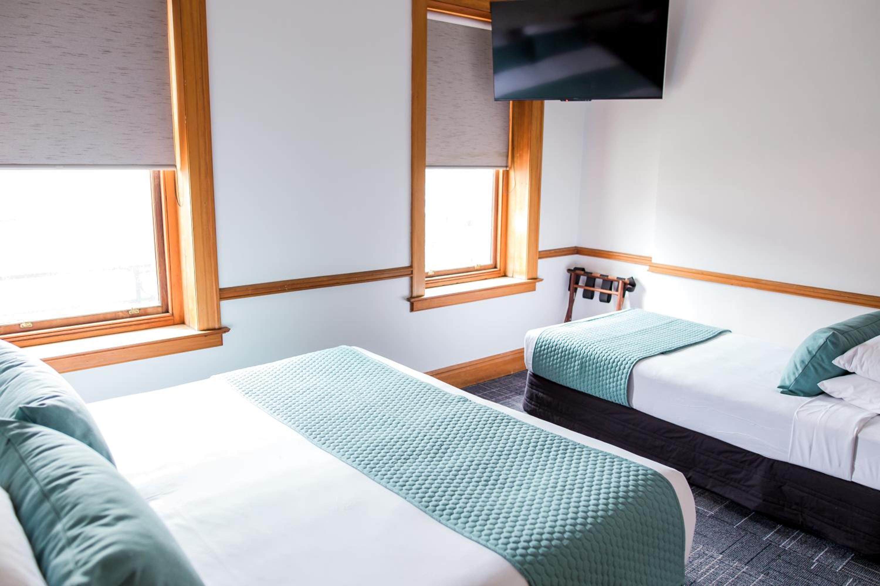 Triple Room with Private Bathroom - Photo 5