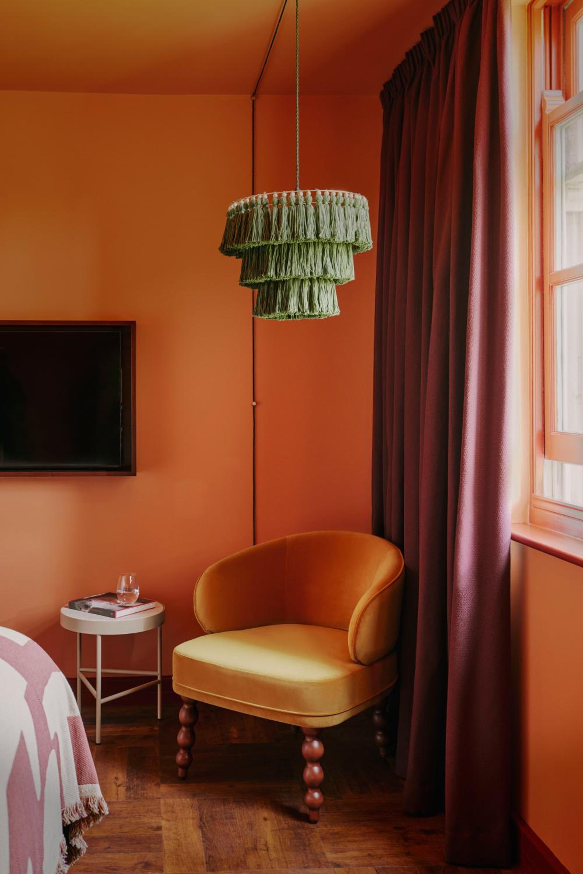 Locke Room photo 3