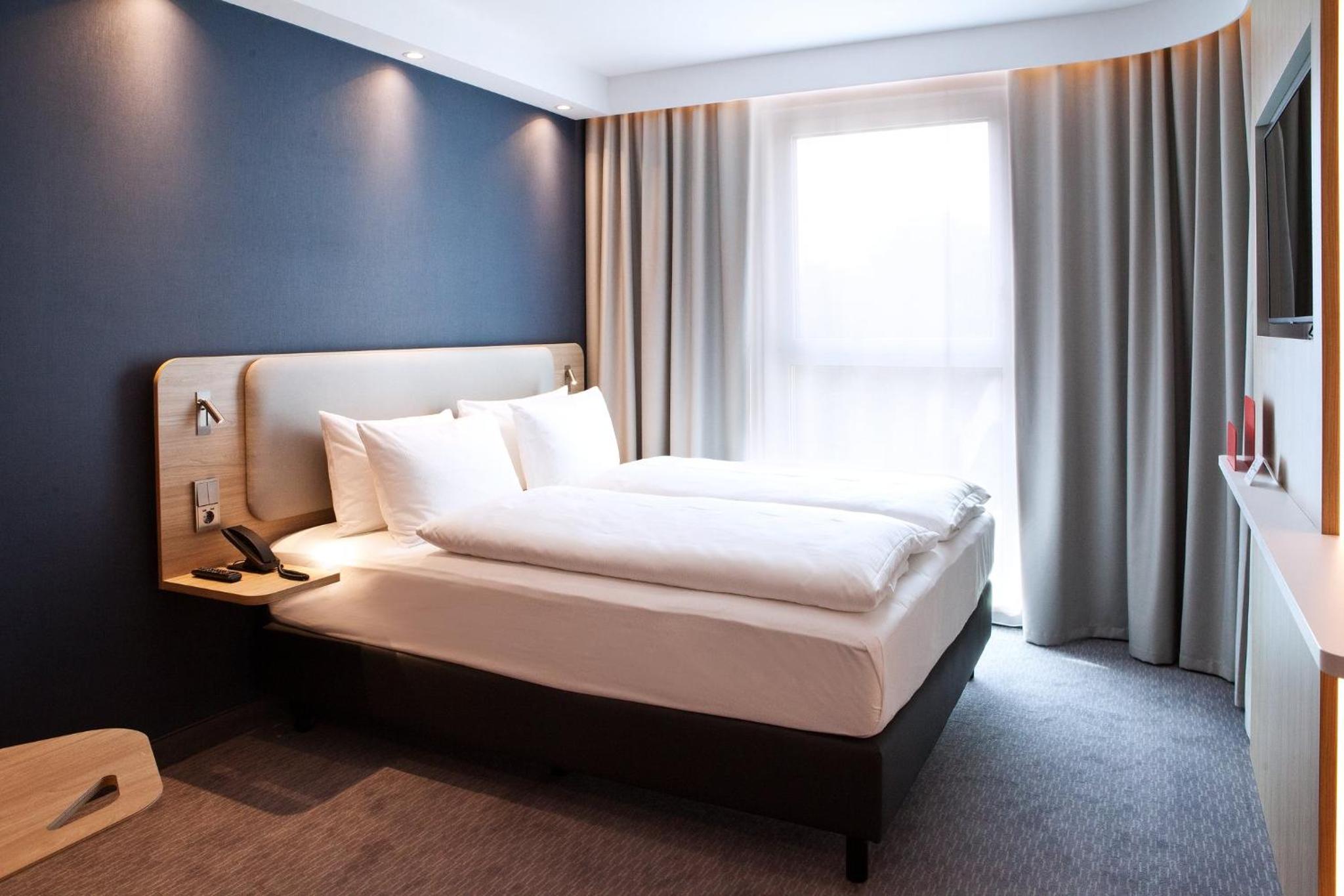 Standard Double Room - Photo 3