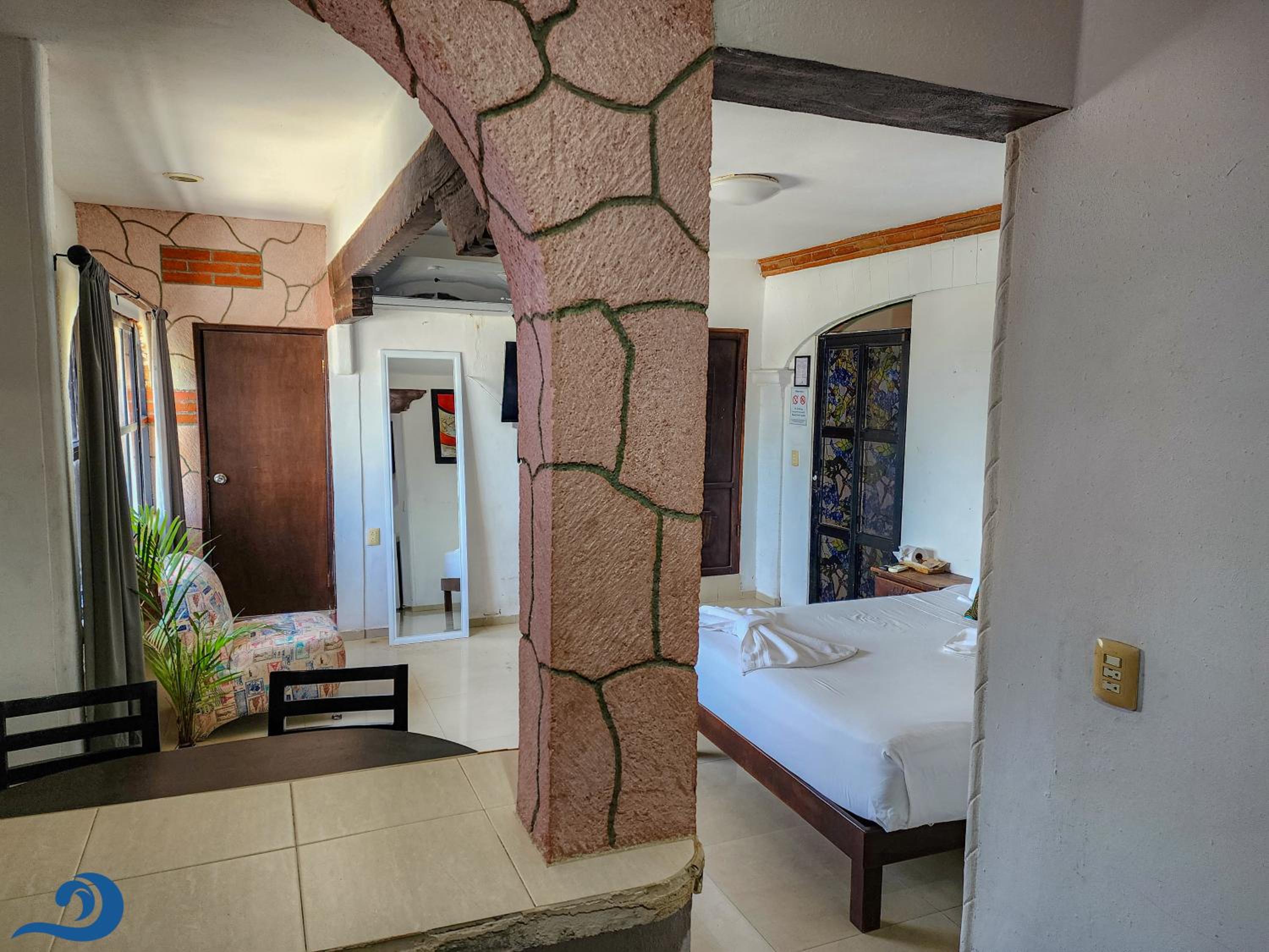 Economy Double Room - Photo 6