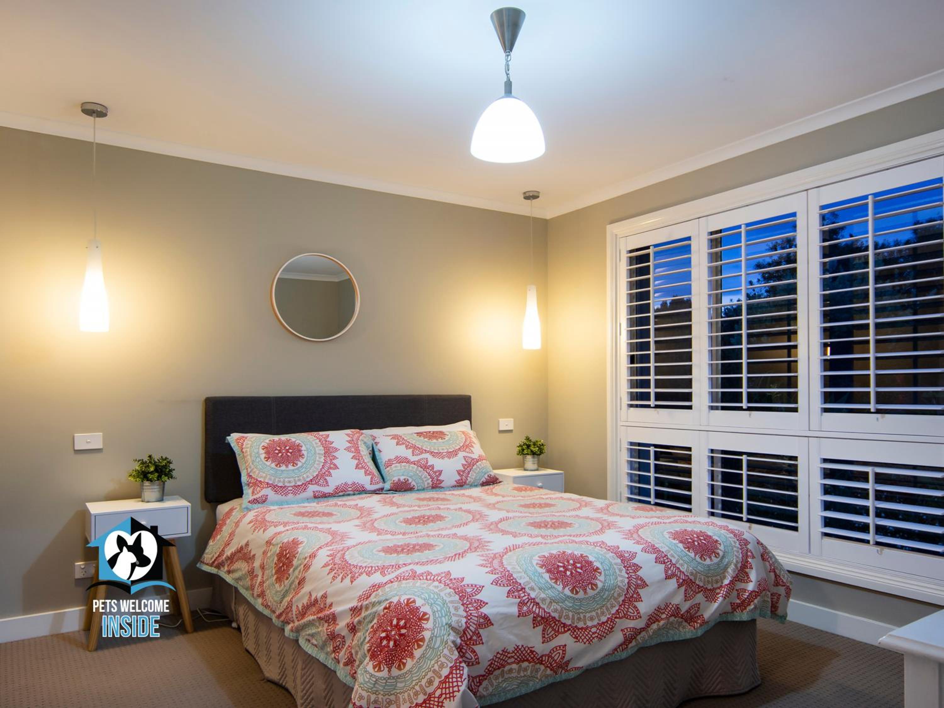Three-Bedroom House photo 2