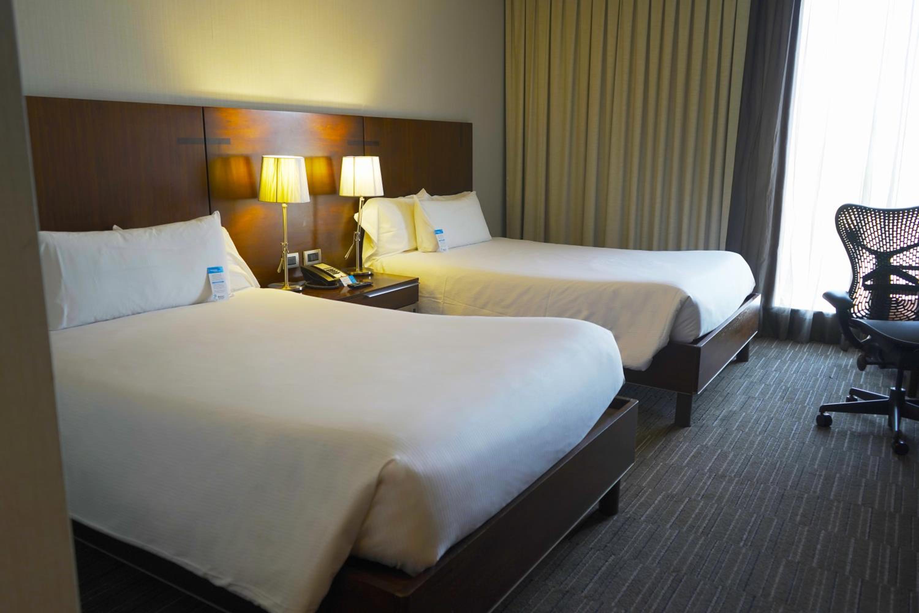Double Room with Two Double Beds - Photo 13