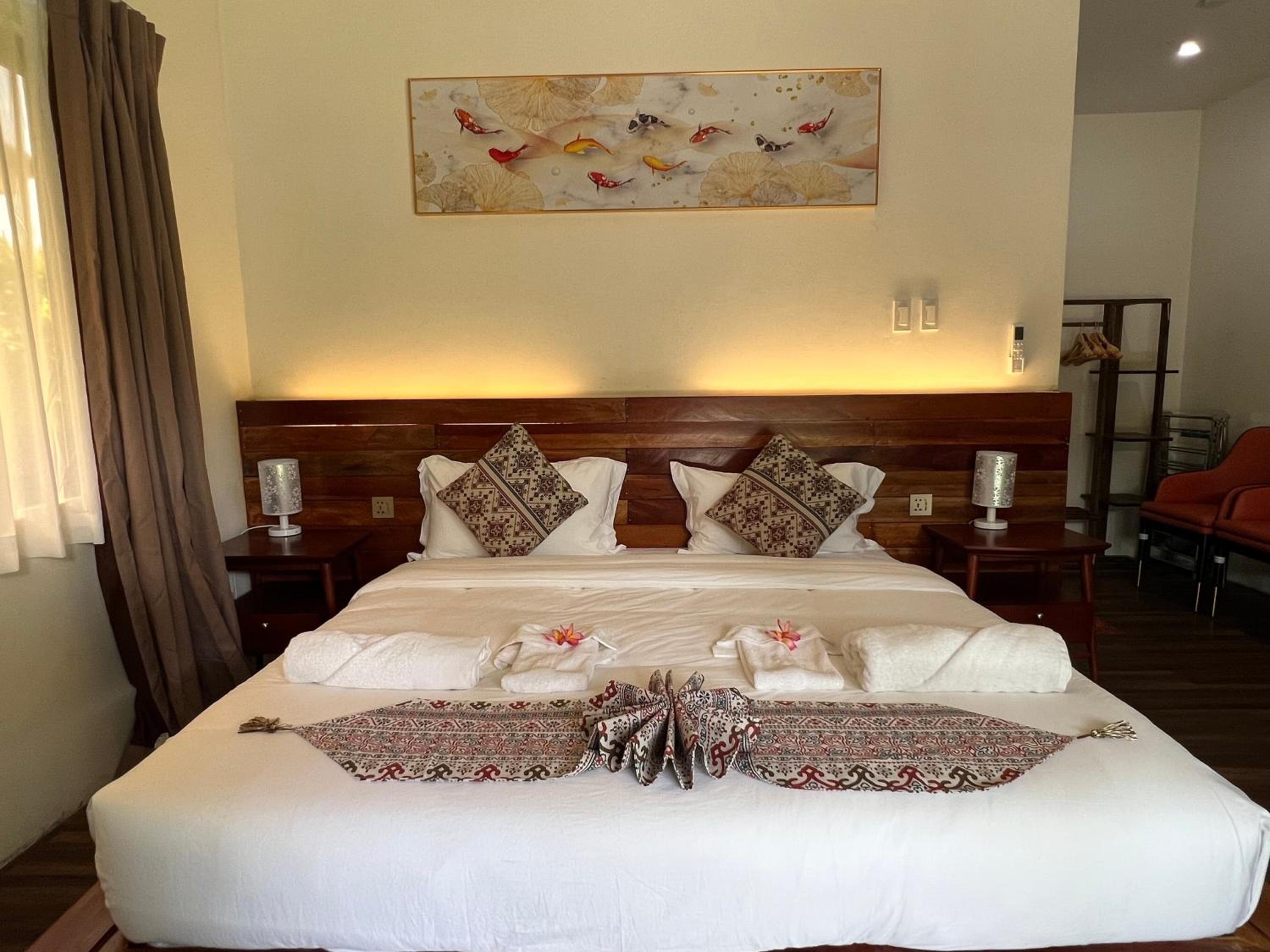 King Room with Garden View - Photo 2