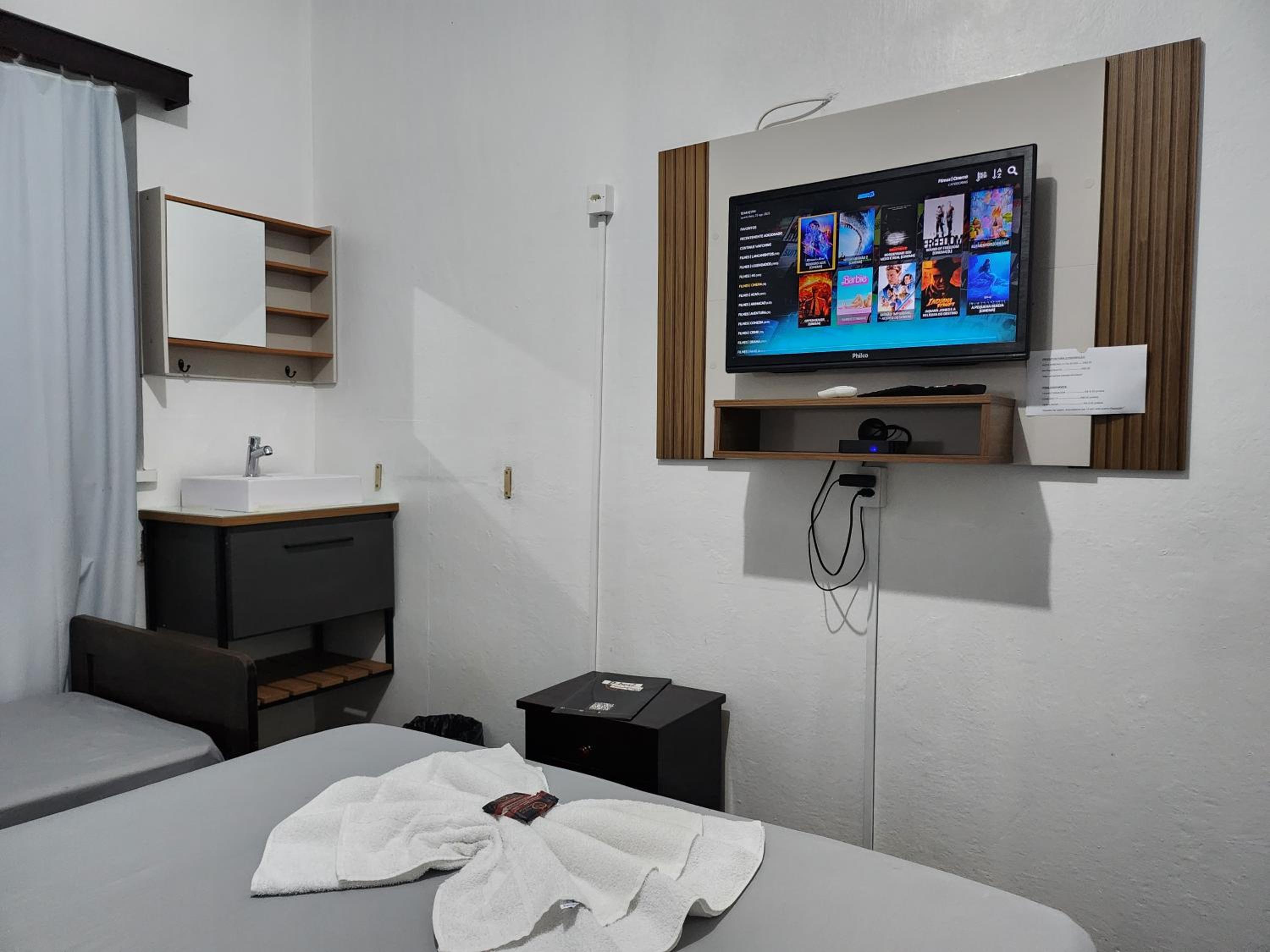 Triple Room with Shower photo 1