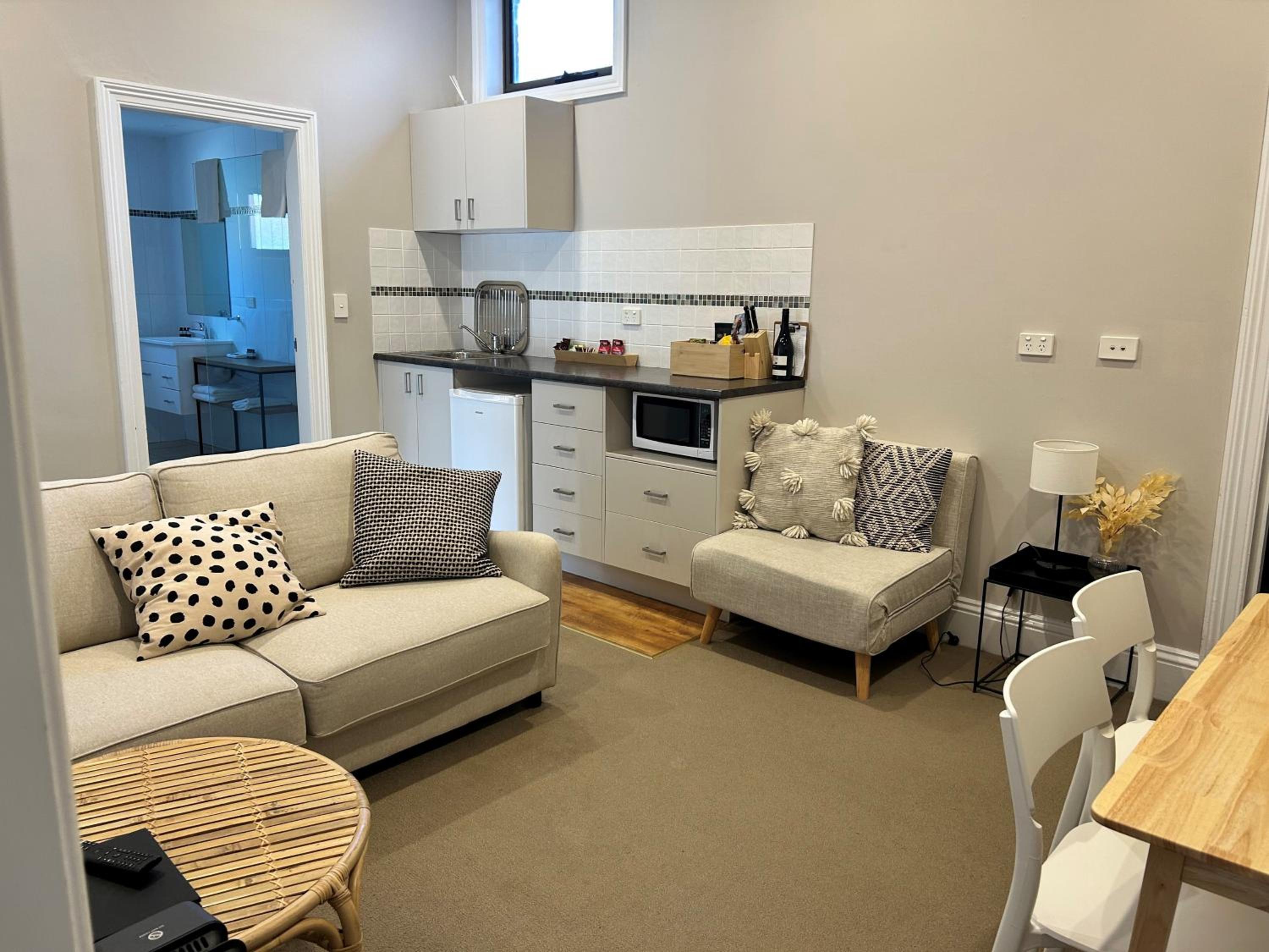Two-Bedroom Apartment photo 2