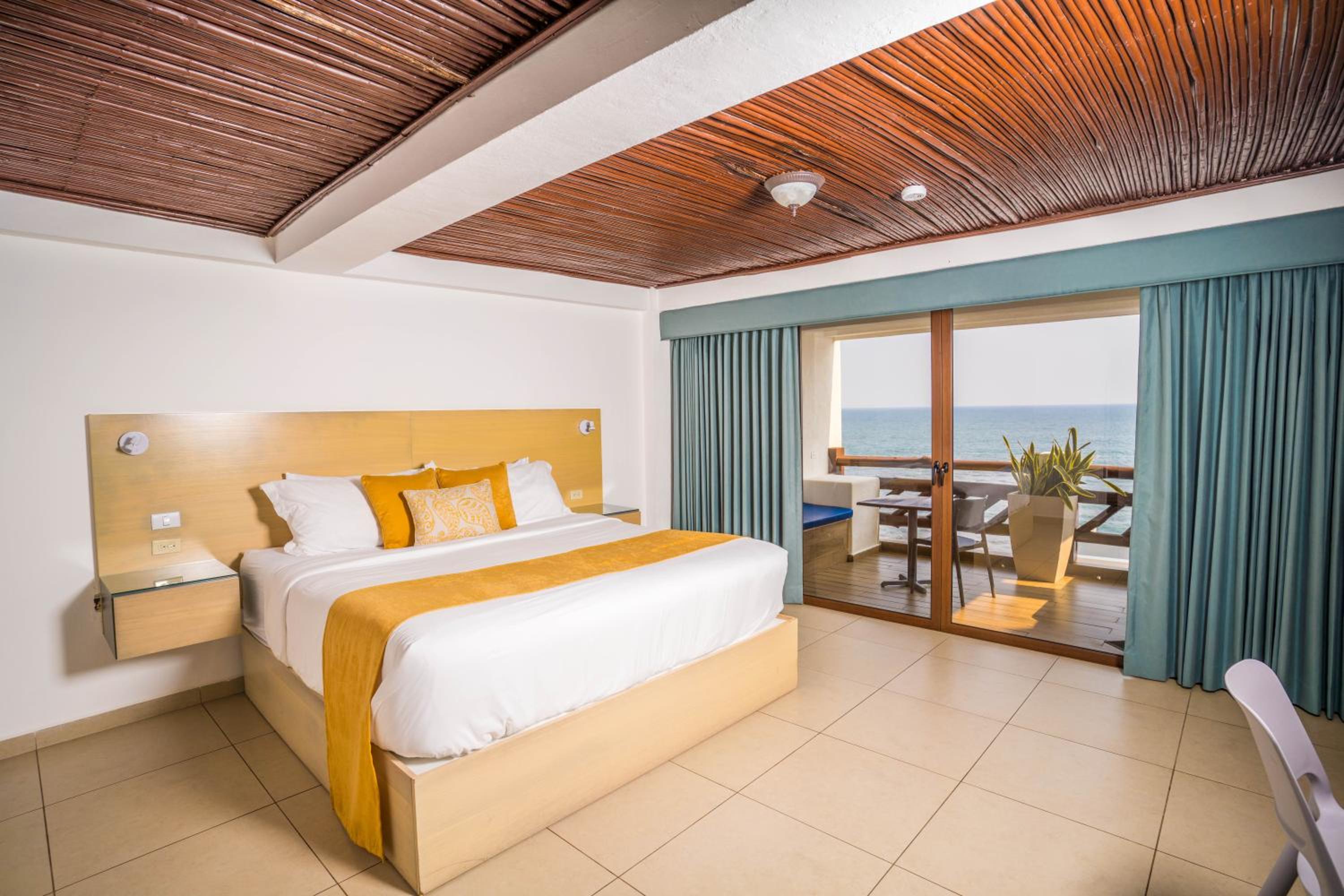 Suite with Sea View photo 2