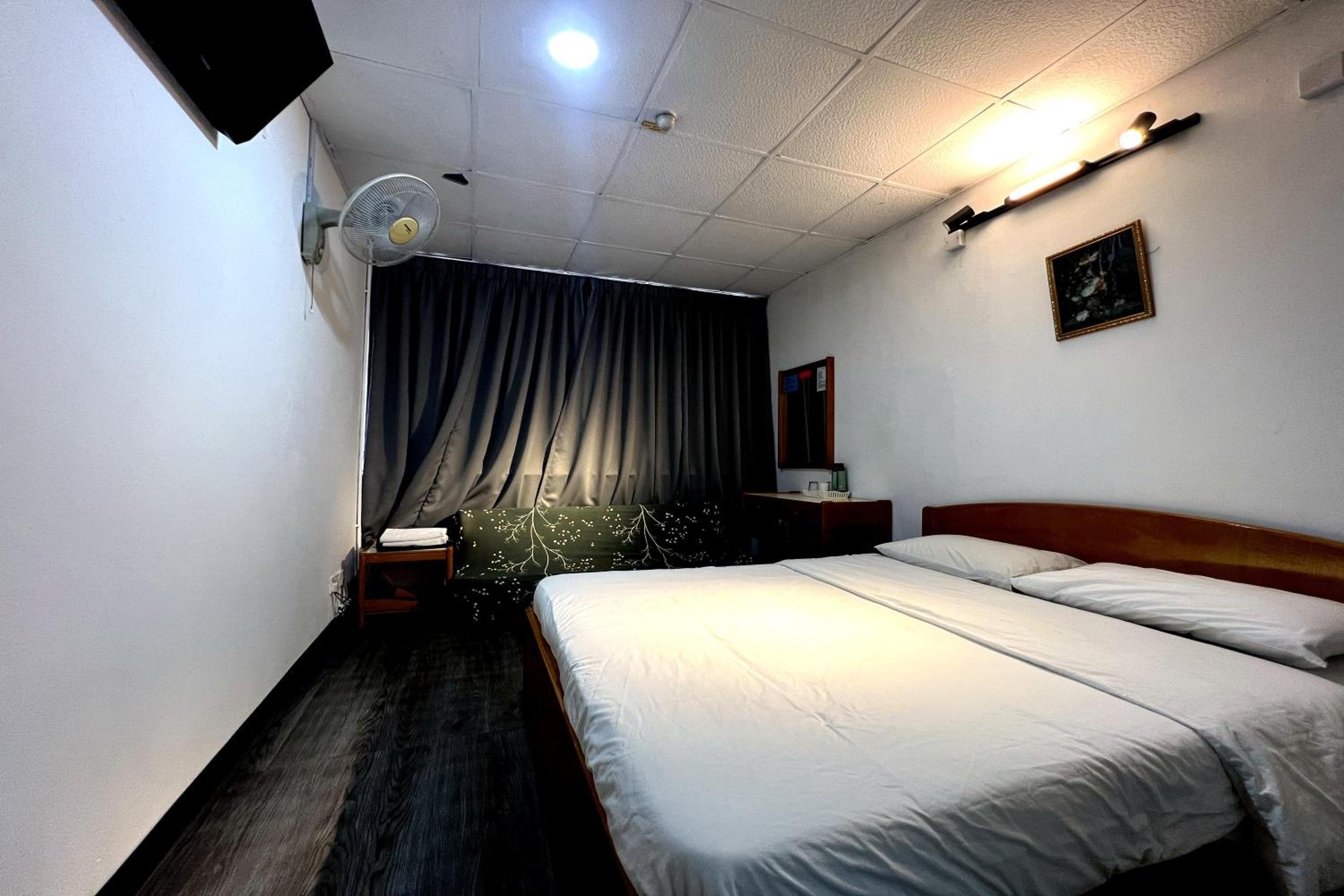 Deluxe Double Room - Photo 1