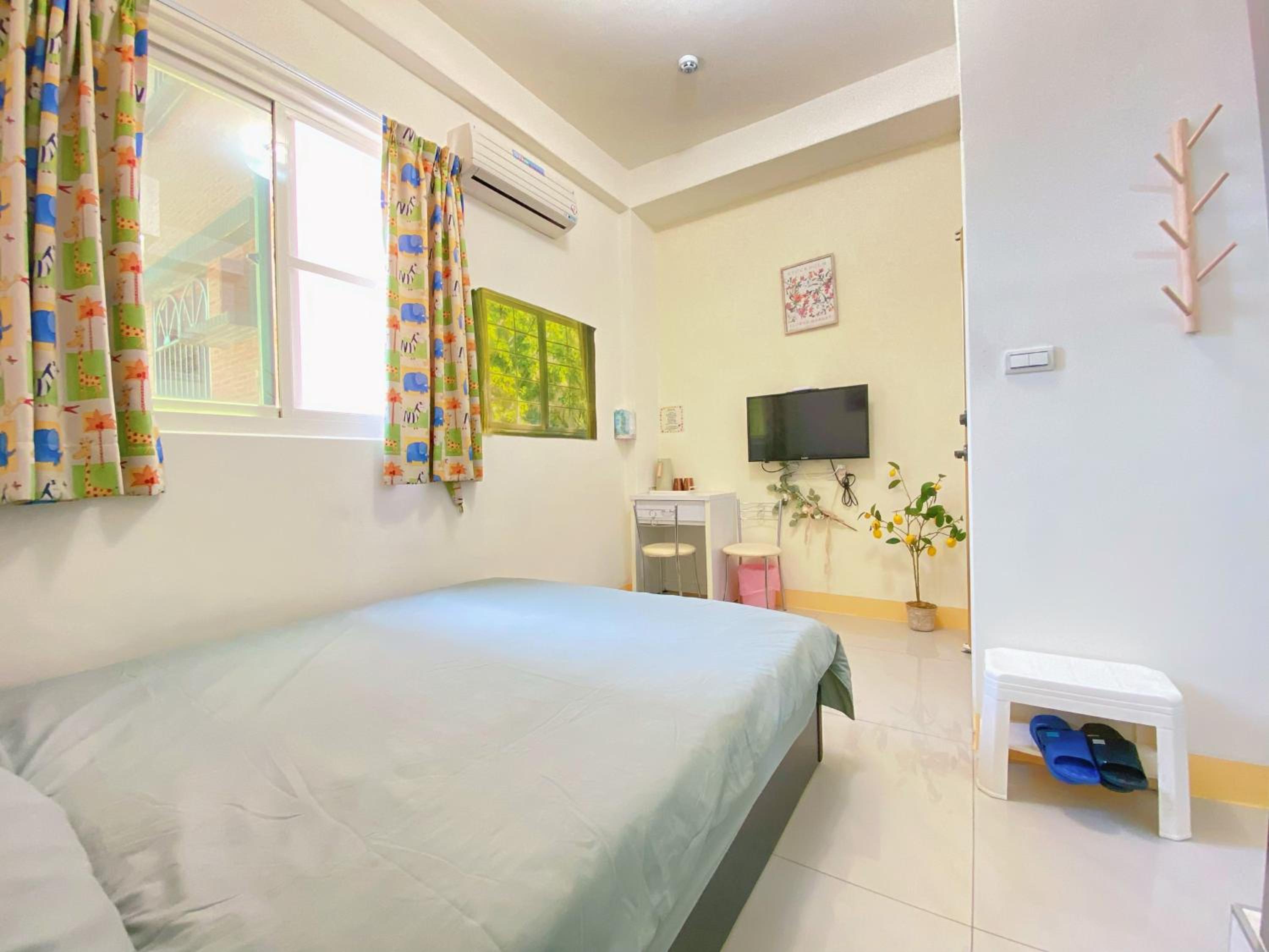Double Room with Private Bathroom