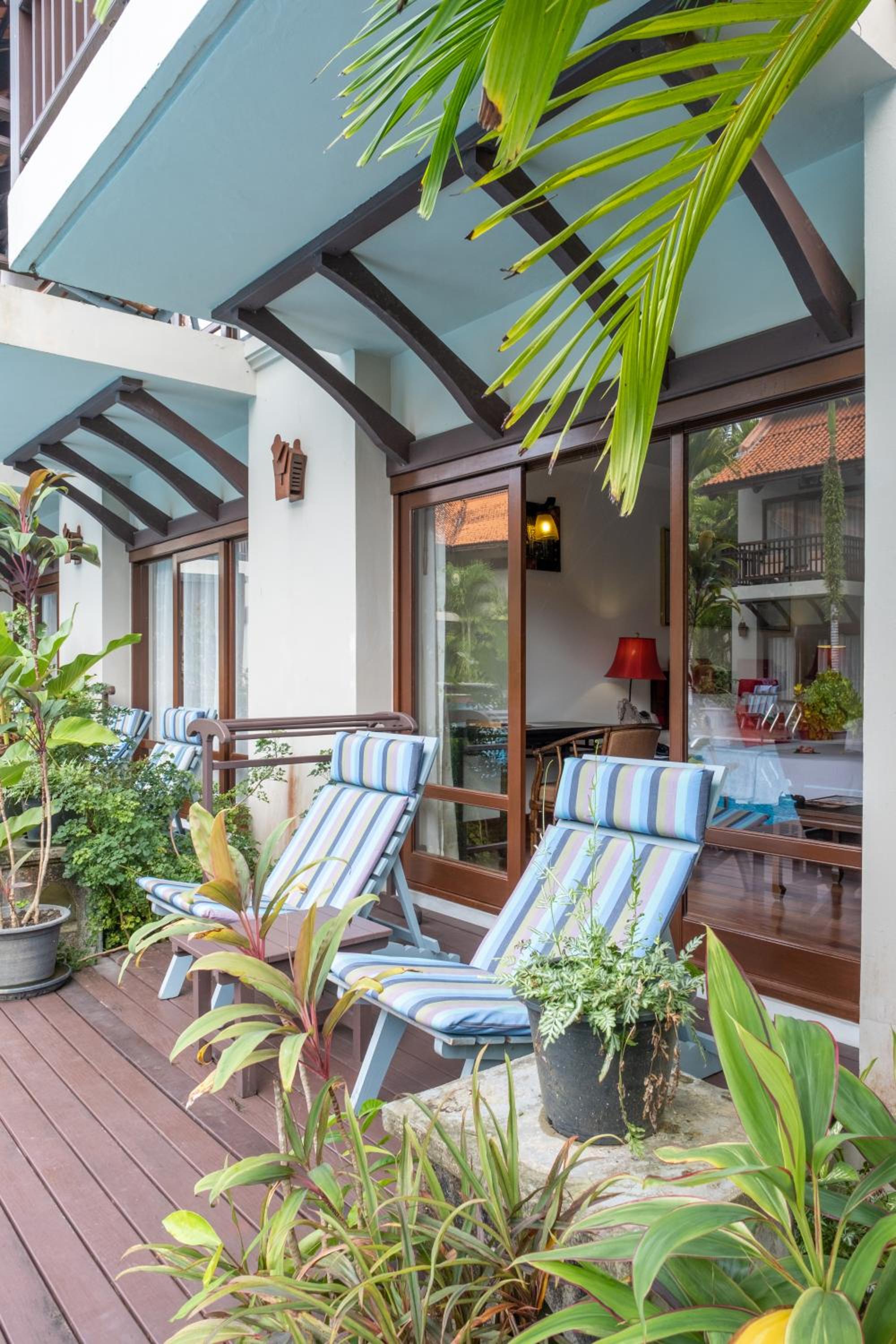Deluxe Double or Twin Room with Pool View - Adults Only photo 3