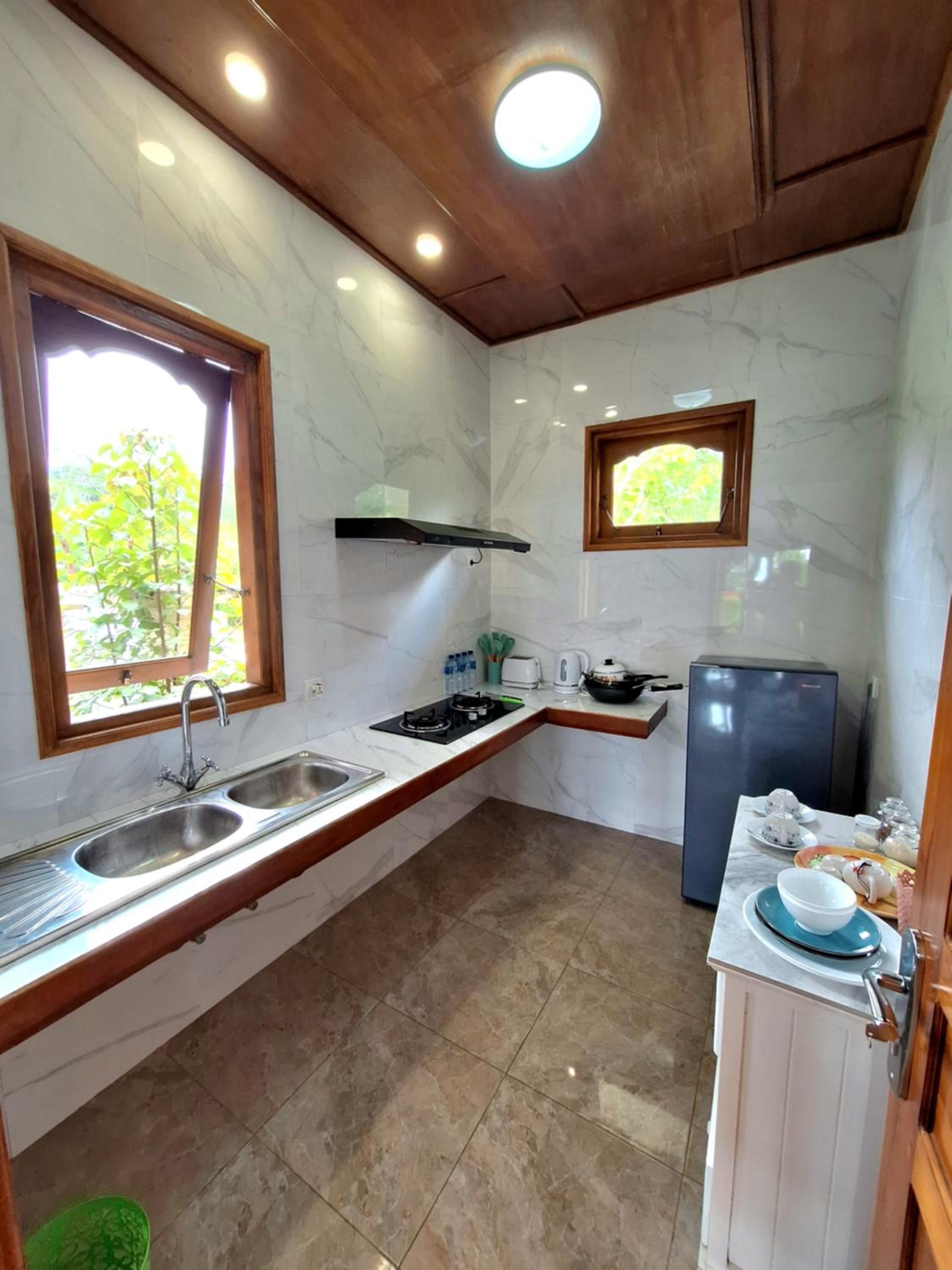Deluxe Family Room - Photo 9