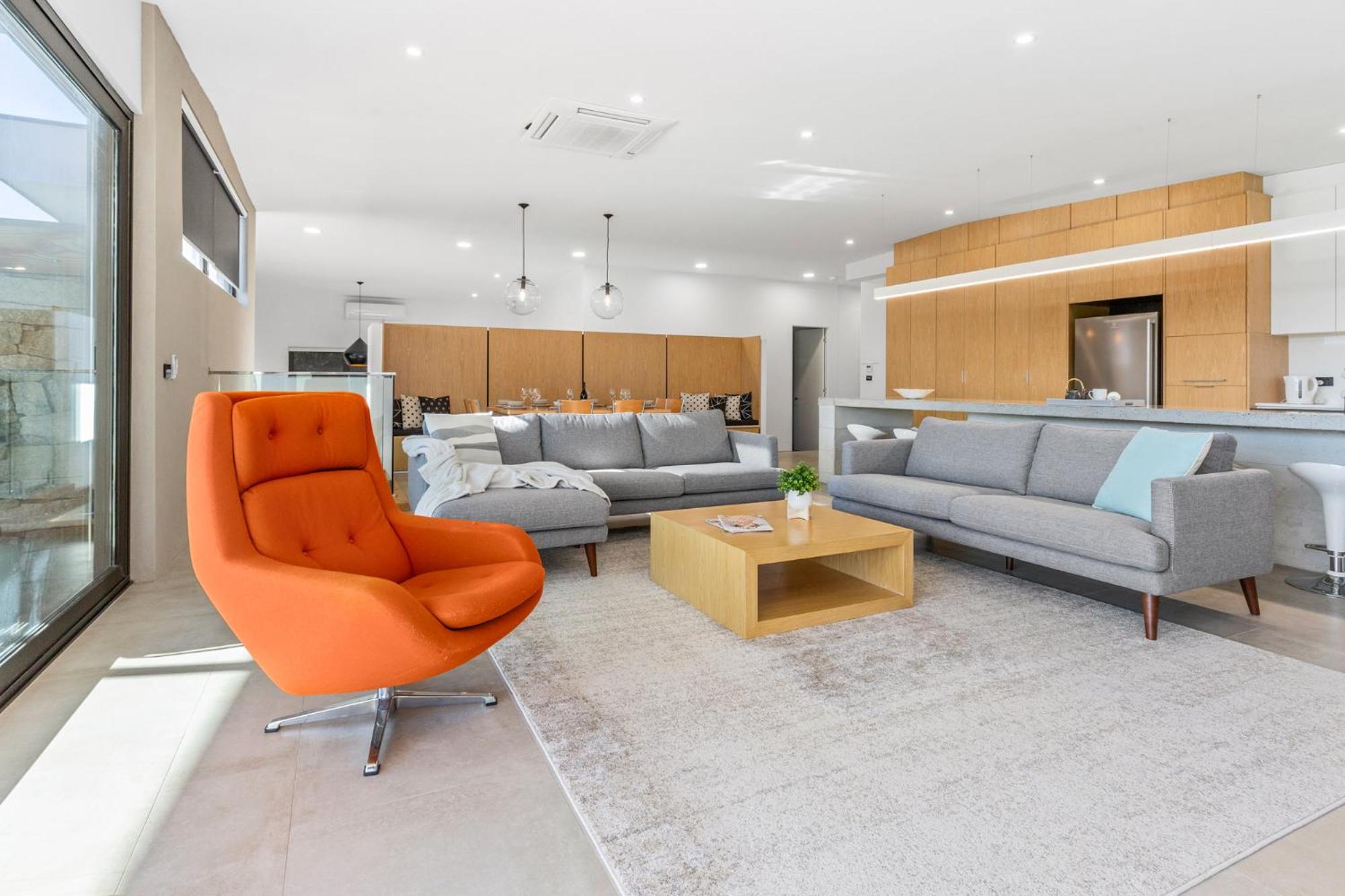 Four-Bedroom House photo 1